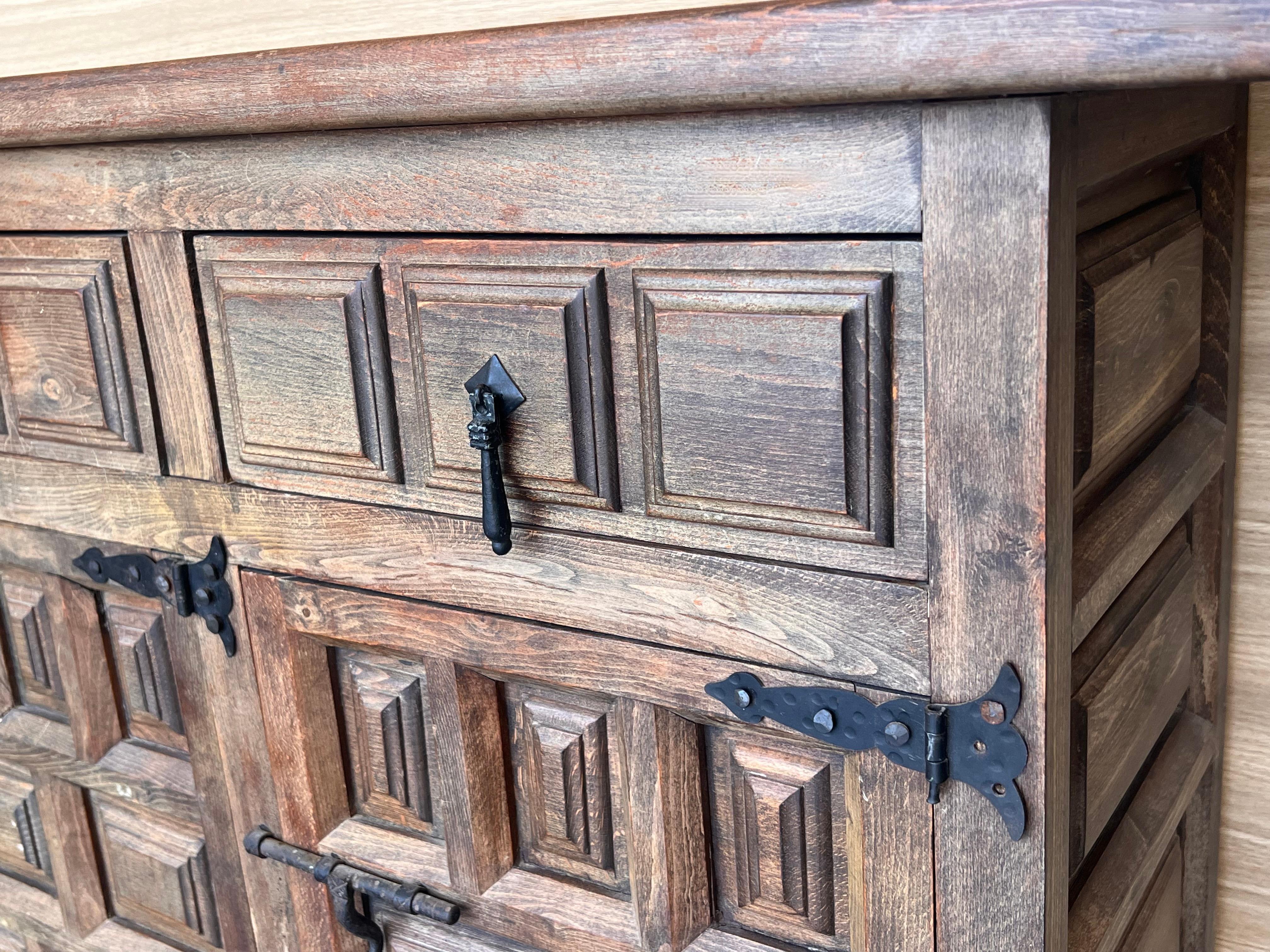 19th Spanish Baroque Carved Walnut Tuscan Three Drawer Credenza or Buffet For Sale 2