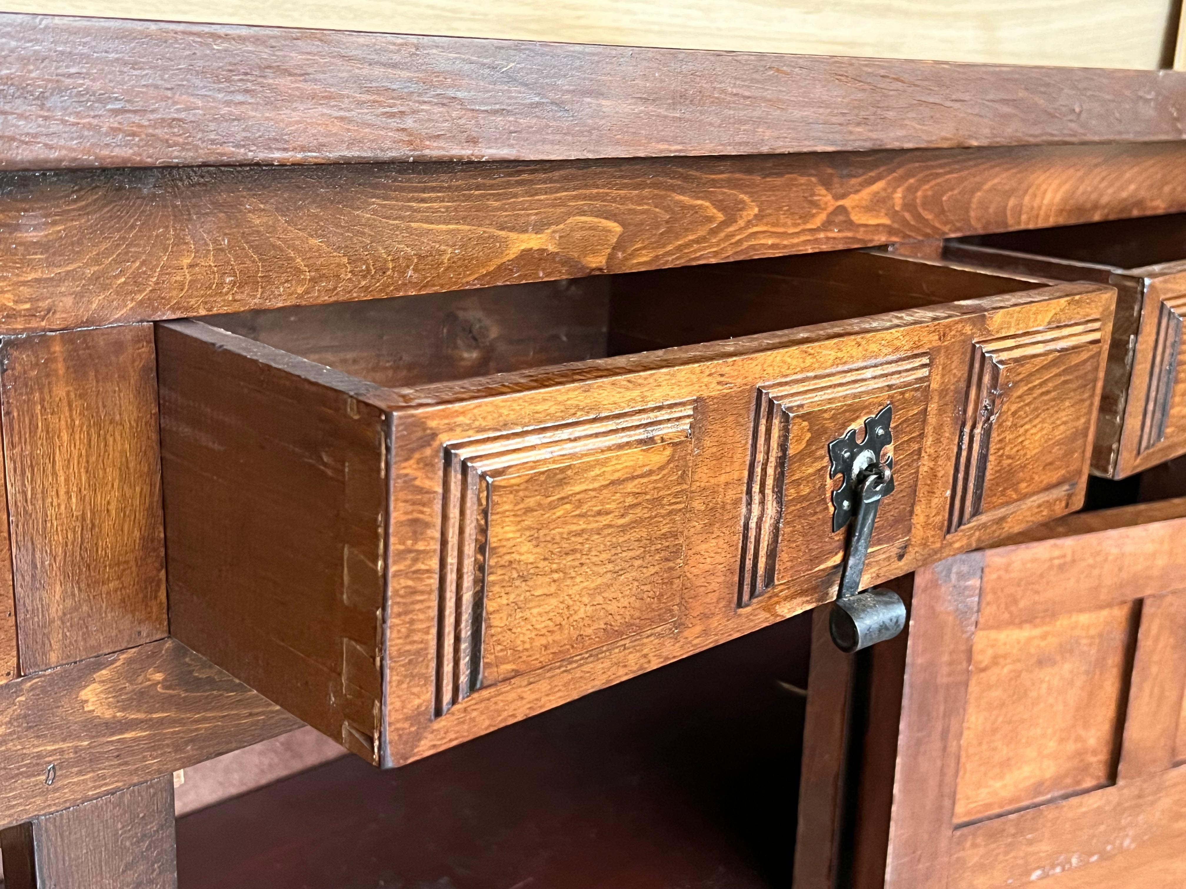 19th Spanish Baroque Carved Walnut Tuscan Three Drawers Credenza or Buffet For Sale 5