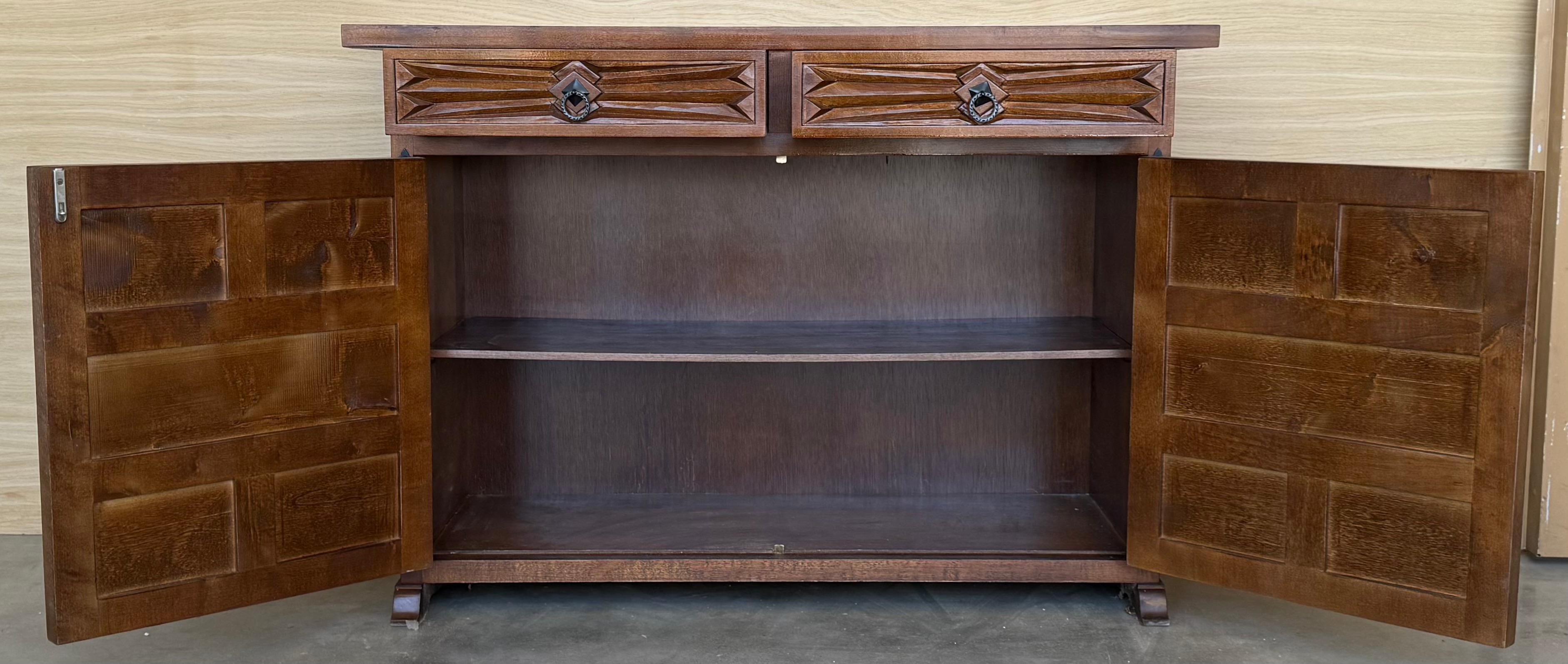 19th Spanish Baroque Carved Walnut Tuscan Three Drawers Credenza or Buffet For Sale 4
