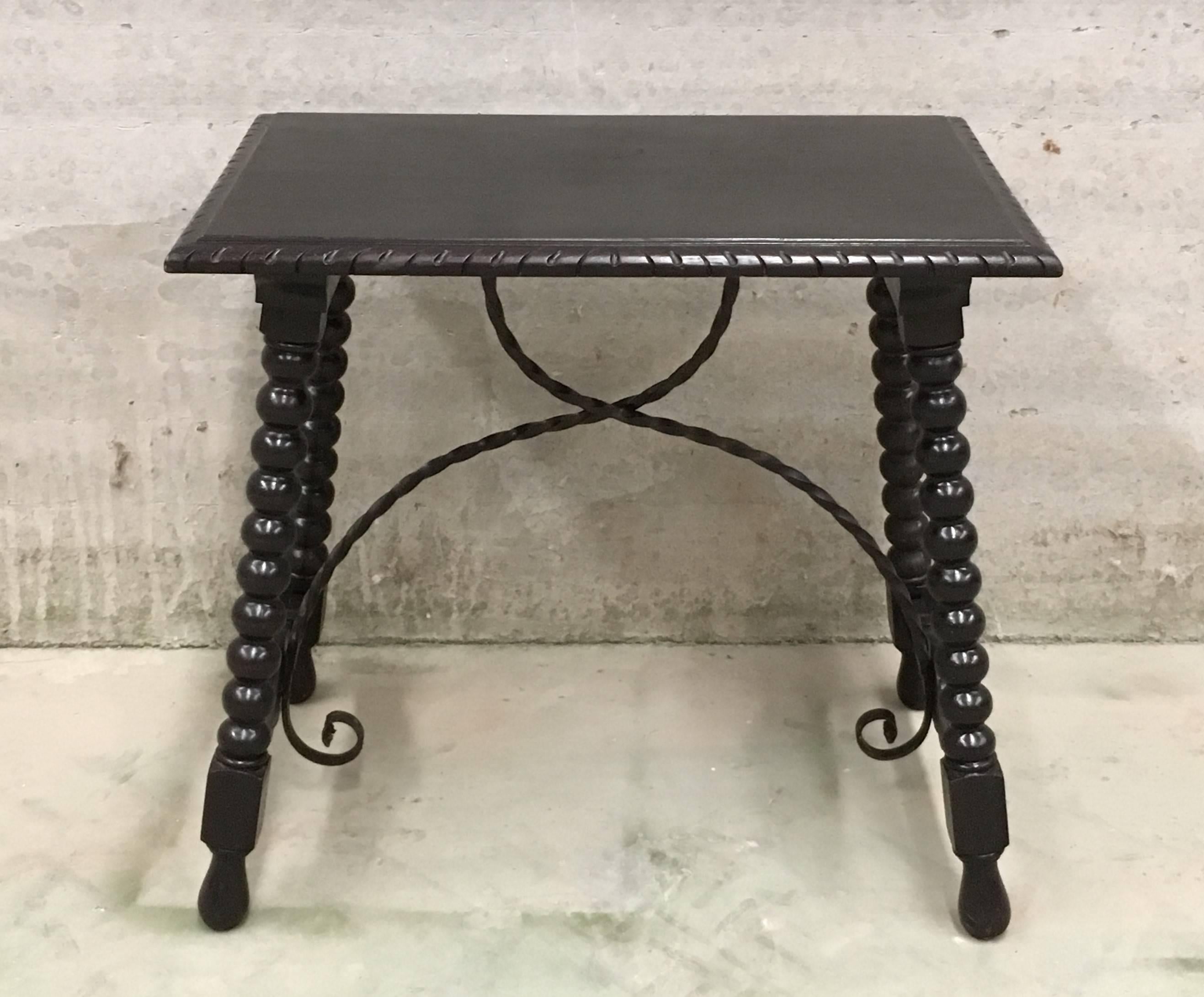 19th Spanish Baroque Side Table with Iron Stretcher and Carved Top in Walnut In Excellent Condition In Miami, FL
