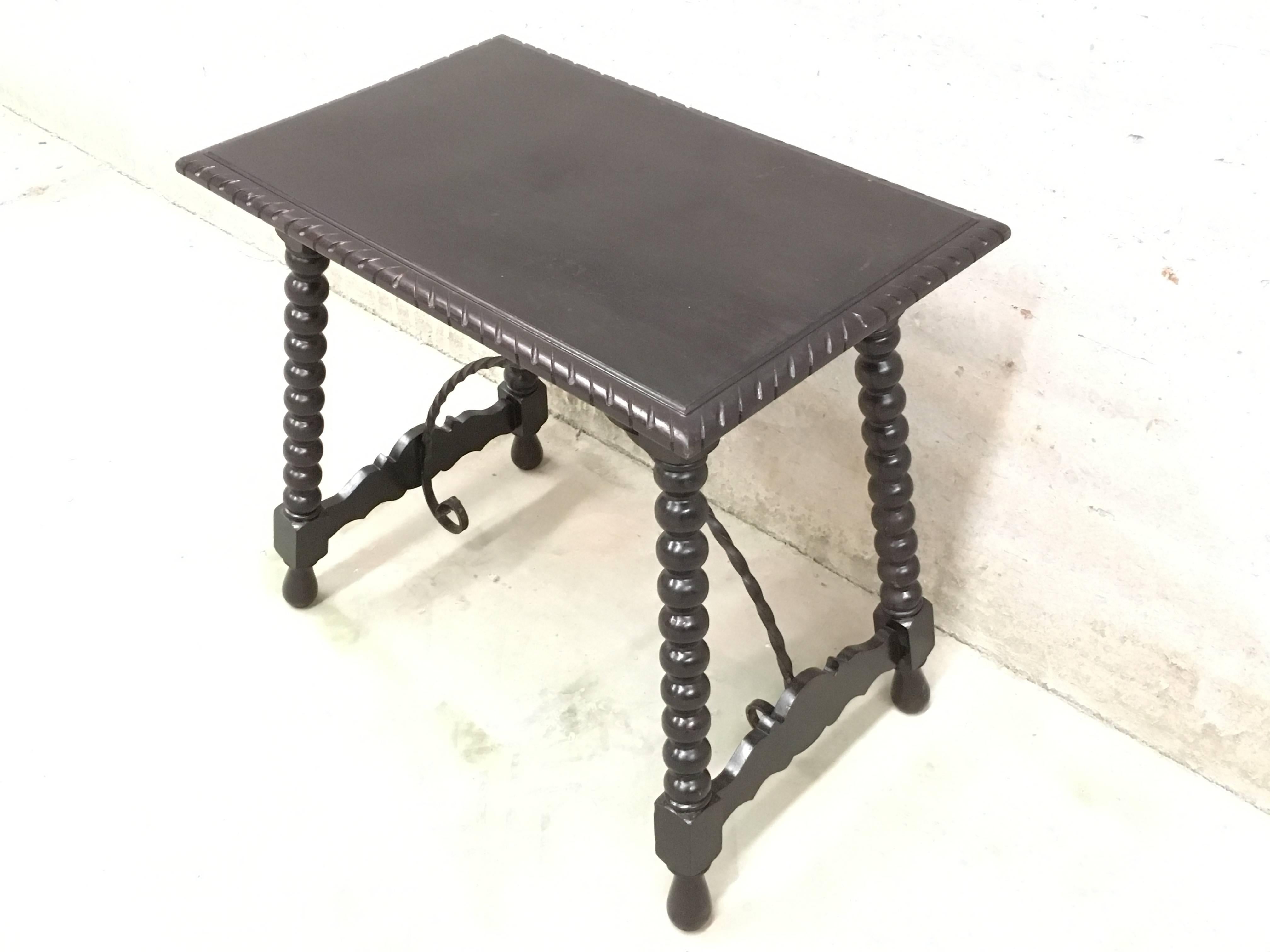 Mid-19th Century 19th Spanish Baroque Side Table with Iron Stretcher and Carved Top in Walnut