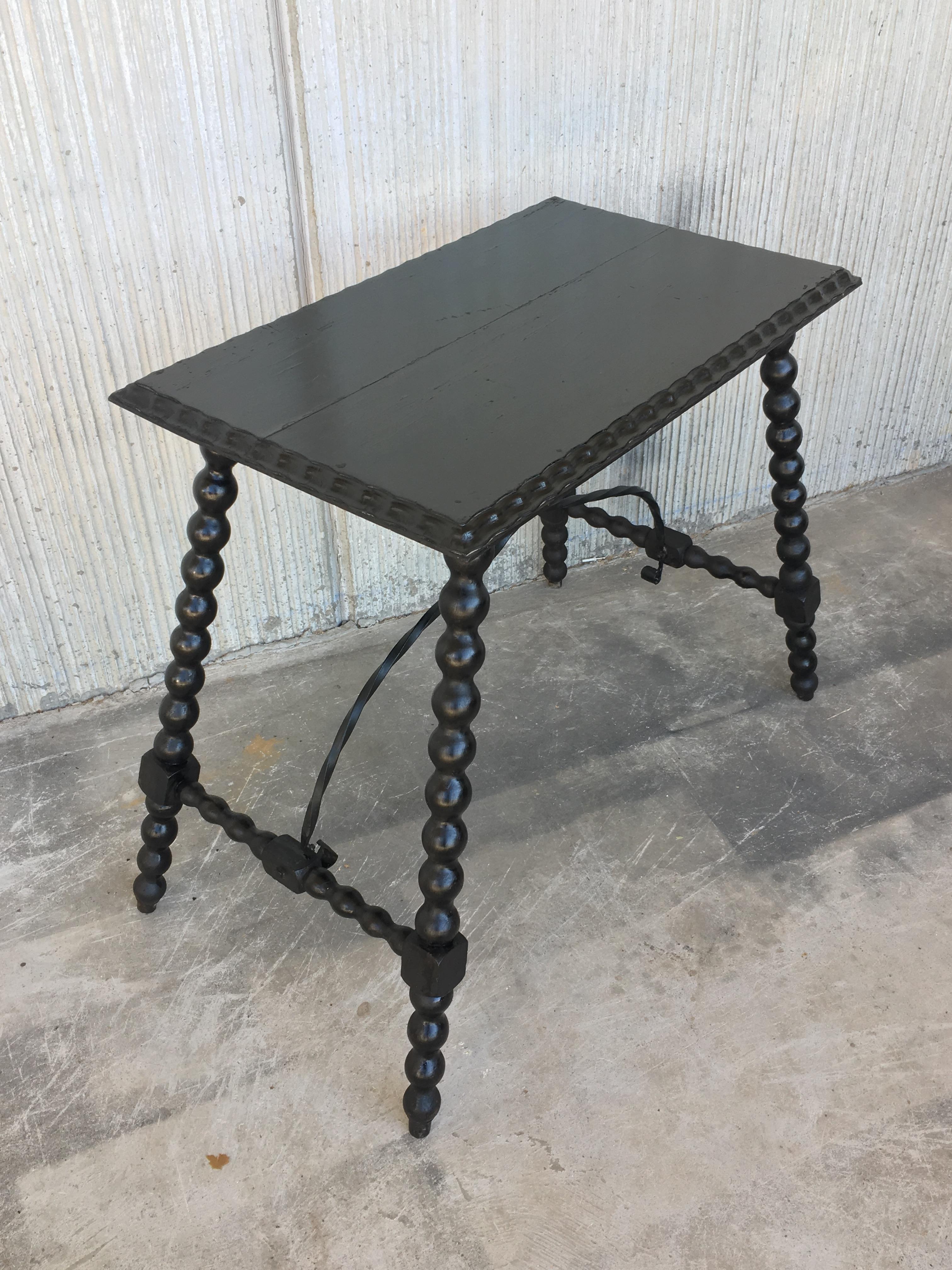 19th Spanish Baroque Side Table with Iron Stretcher and Carved Top in Walnut 1