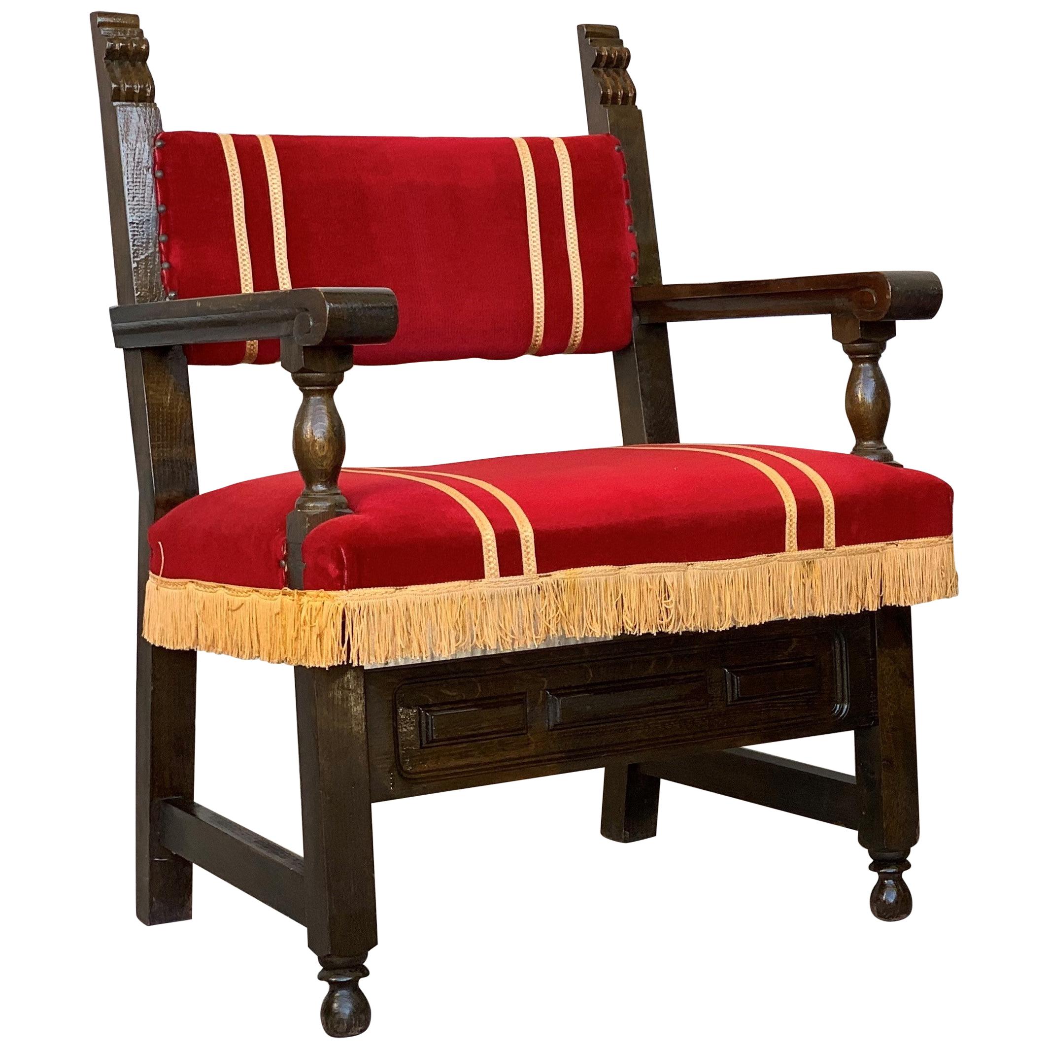 Spanische Sessel aus geschnitztem Nussbaum und rotem Samtpolster '46units im Angebot