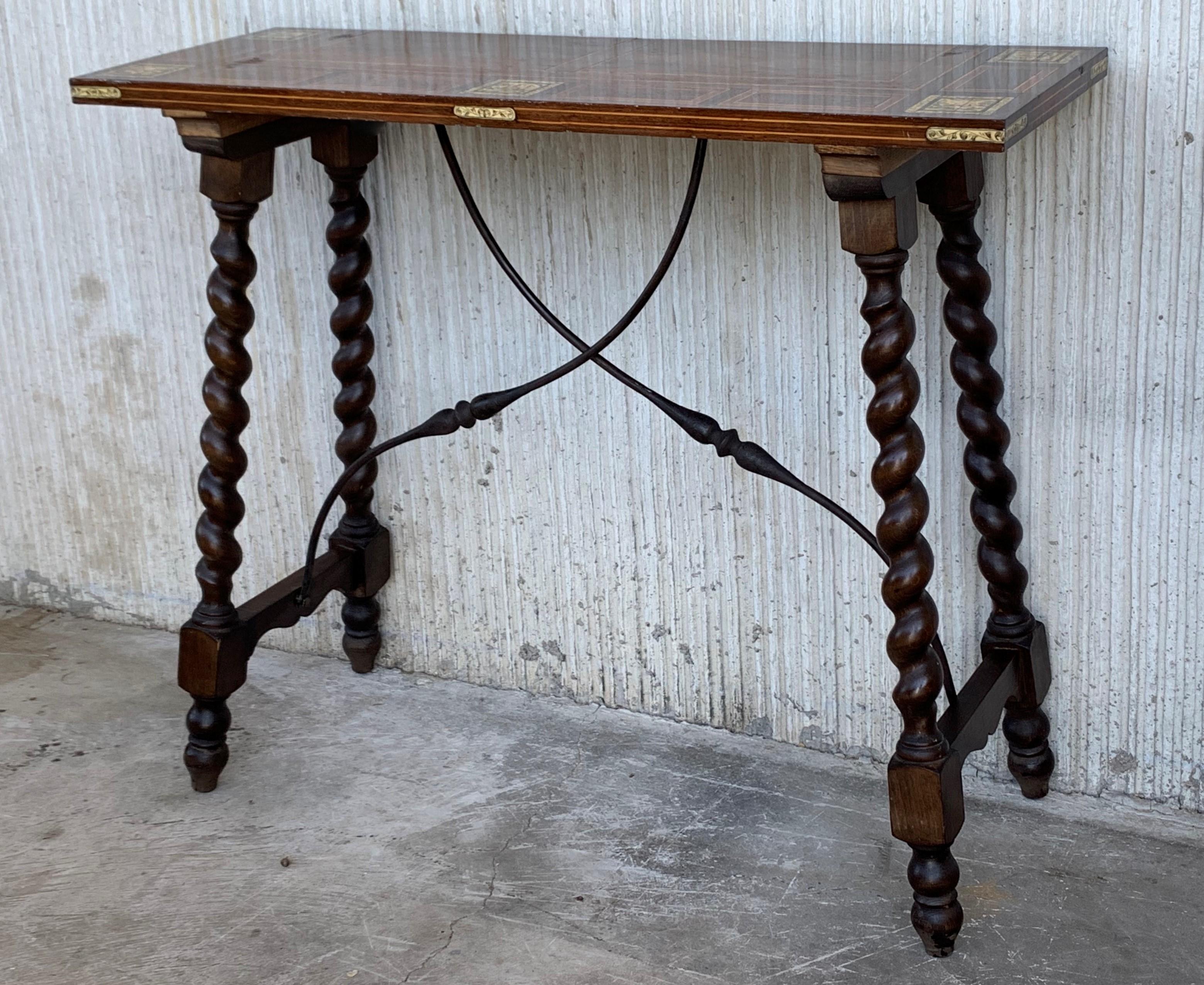 19th Century Salomonic Baroque Side Table with Marquetry Top and Iron Stretchers 10