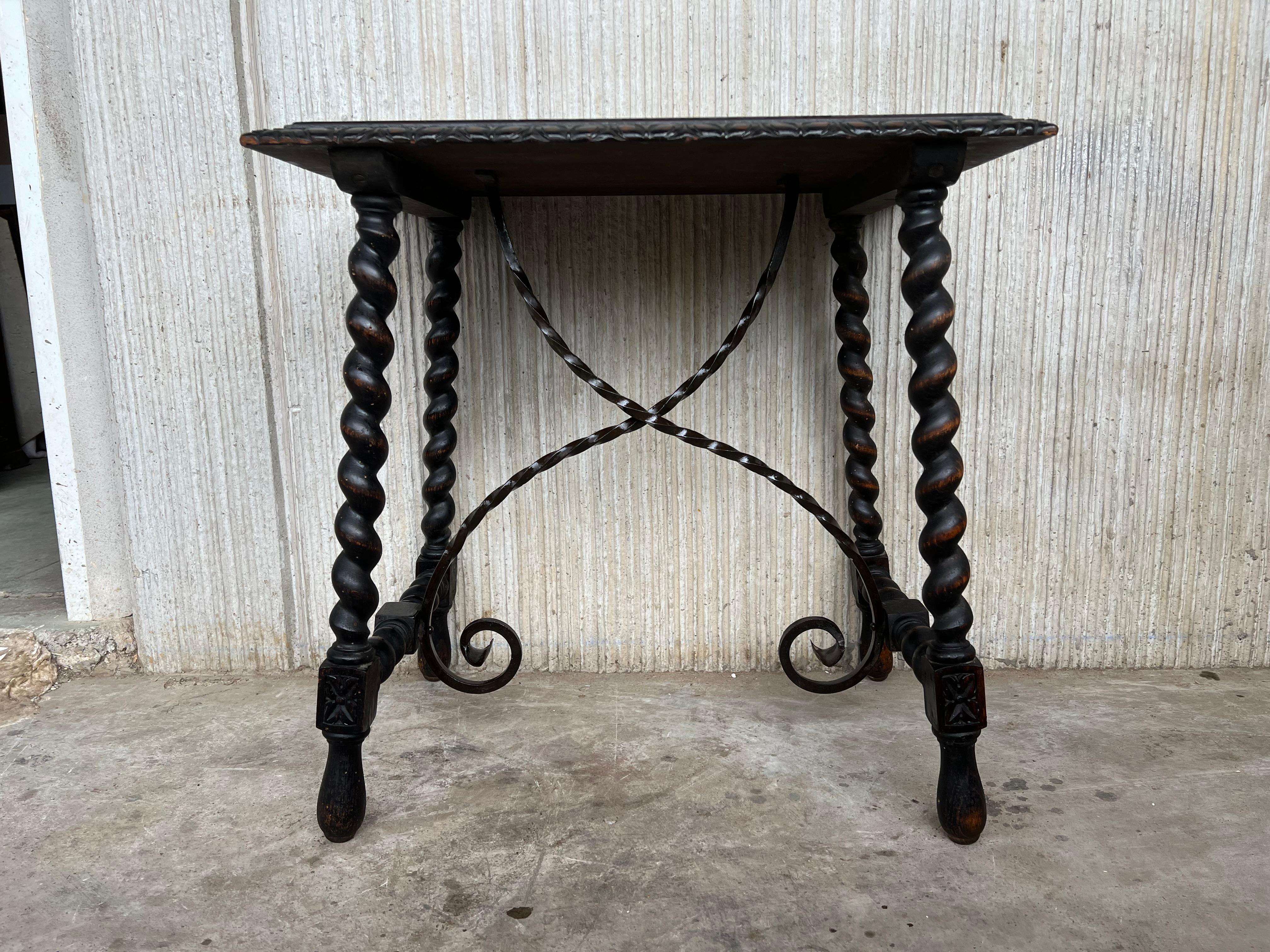 19th Spanish Side or Coffee Table with Iron Stretcher and Solomonic Legs For Sale 1