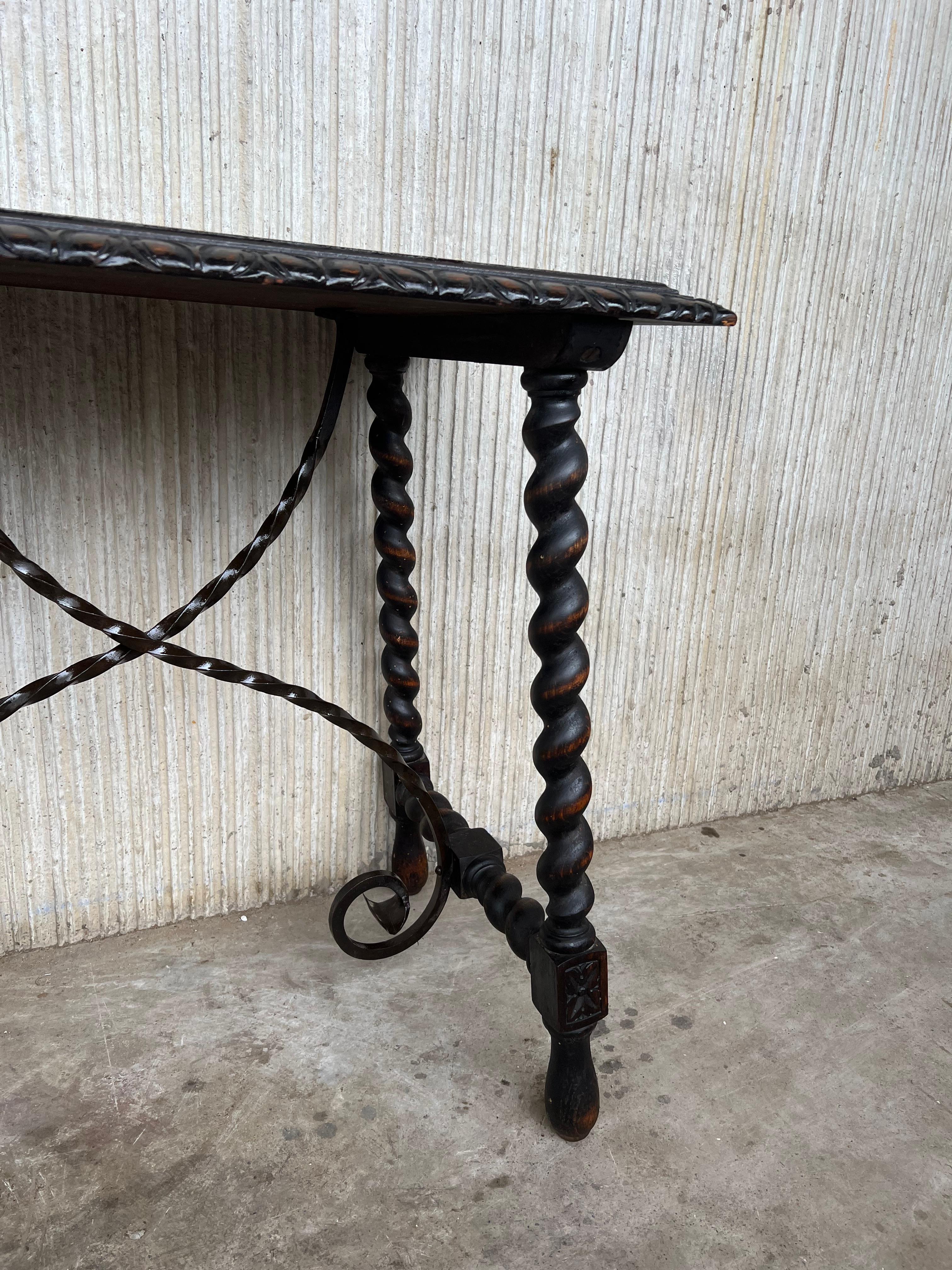 19th Spanish Side or Coffee Table with Iron Stretcher and Solomonic Legs For Sale 4