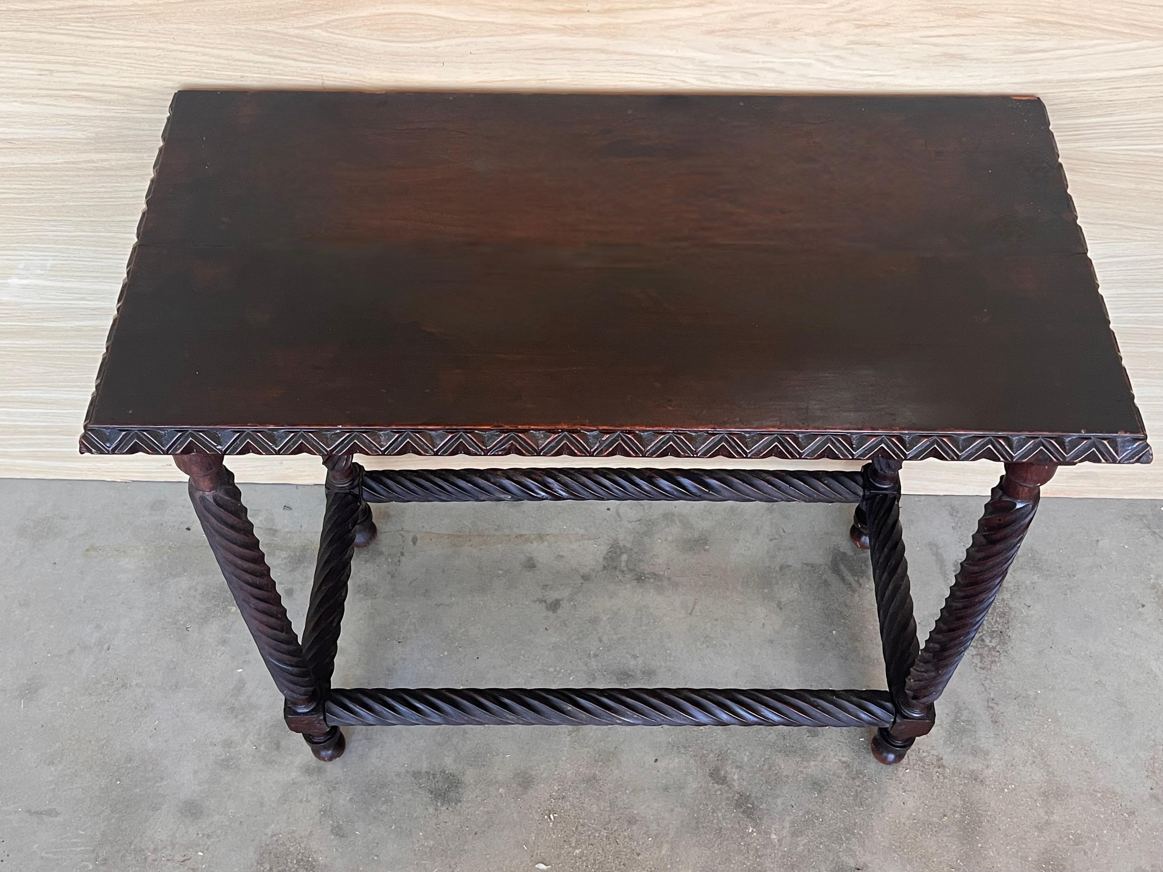 19th Spanish Side Table with Cared Turned Legs and carved edges For Sale 5