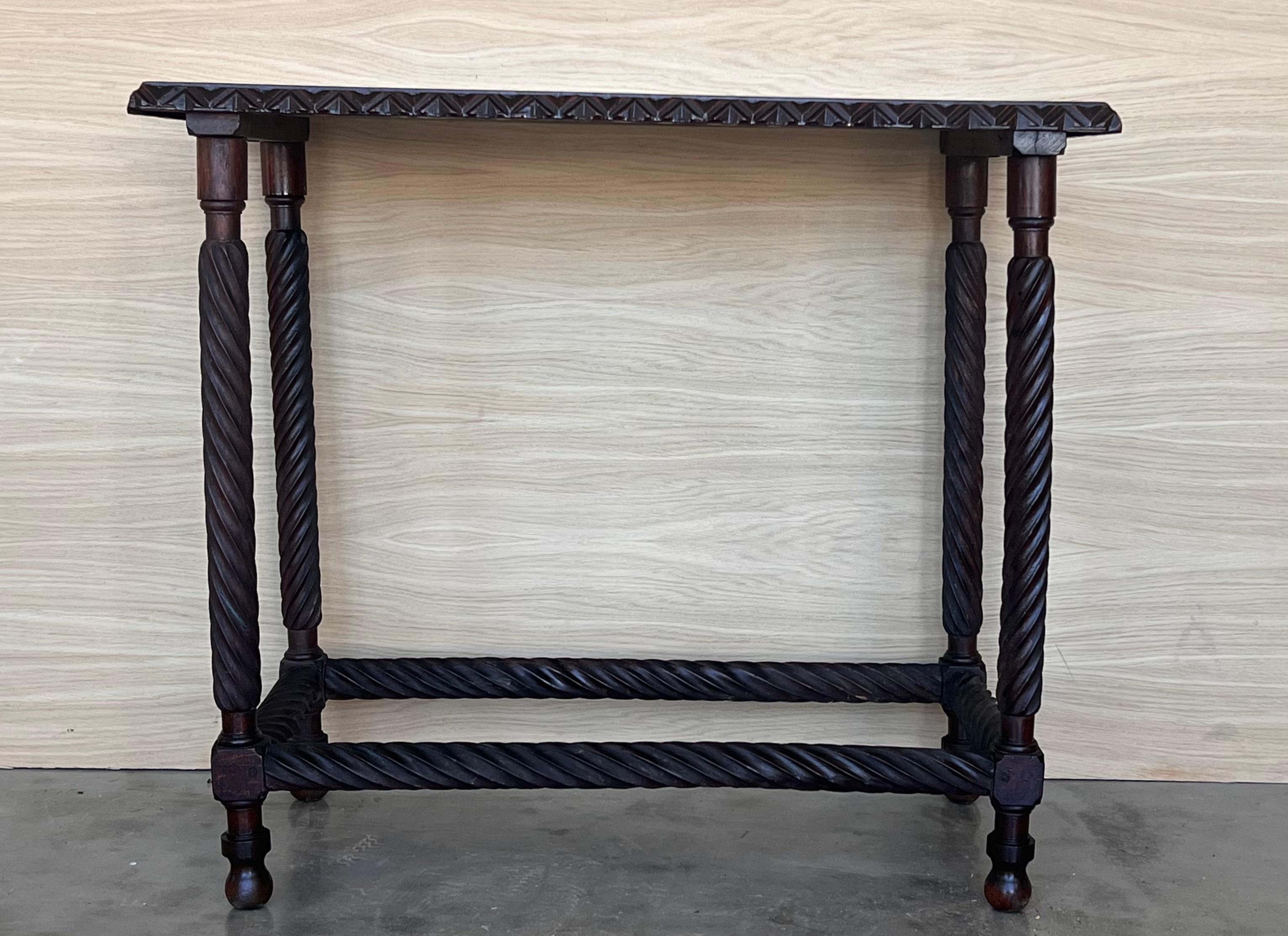Baroque 19th Spanish Side Table with Cared Turned Legs and carved edges For Sale