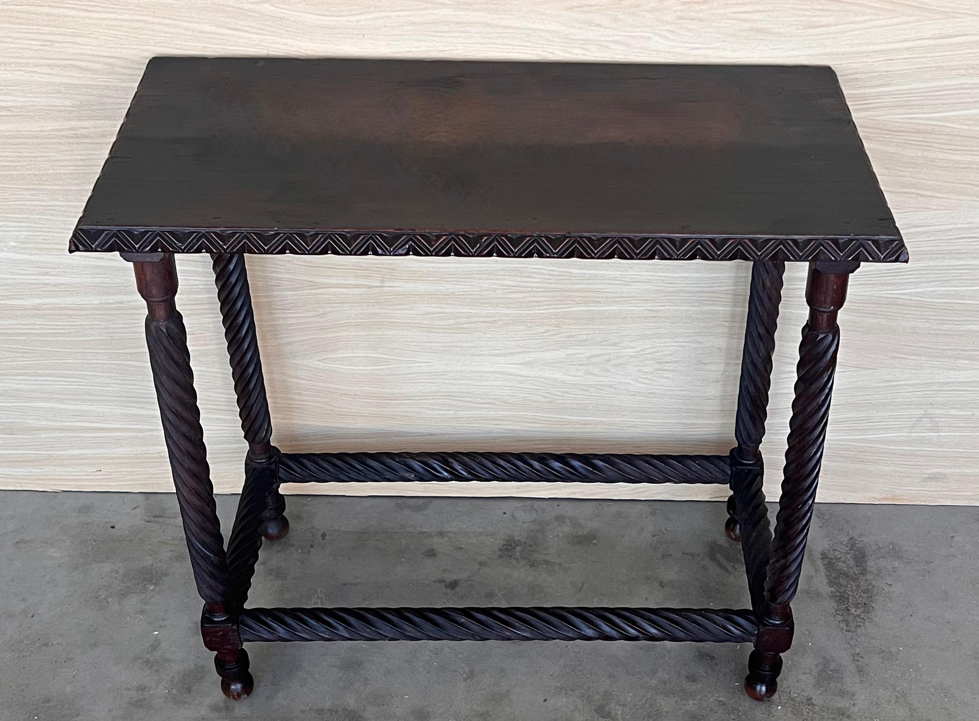 19th Century 19th Spanish Side Table with Cared Turned Legs and carved edges For Sale