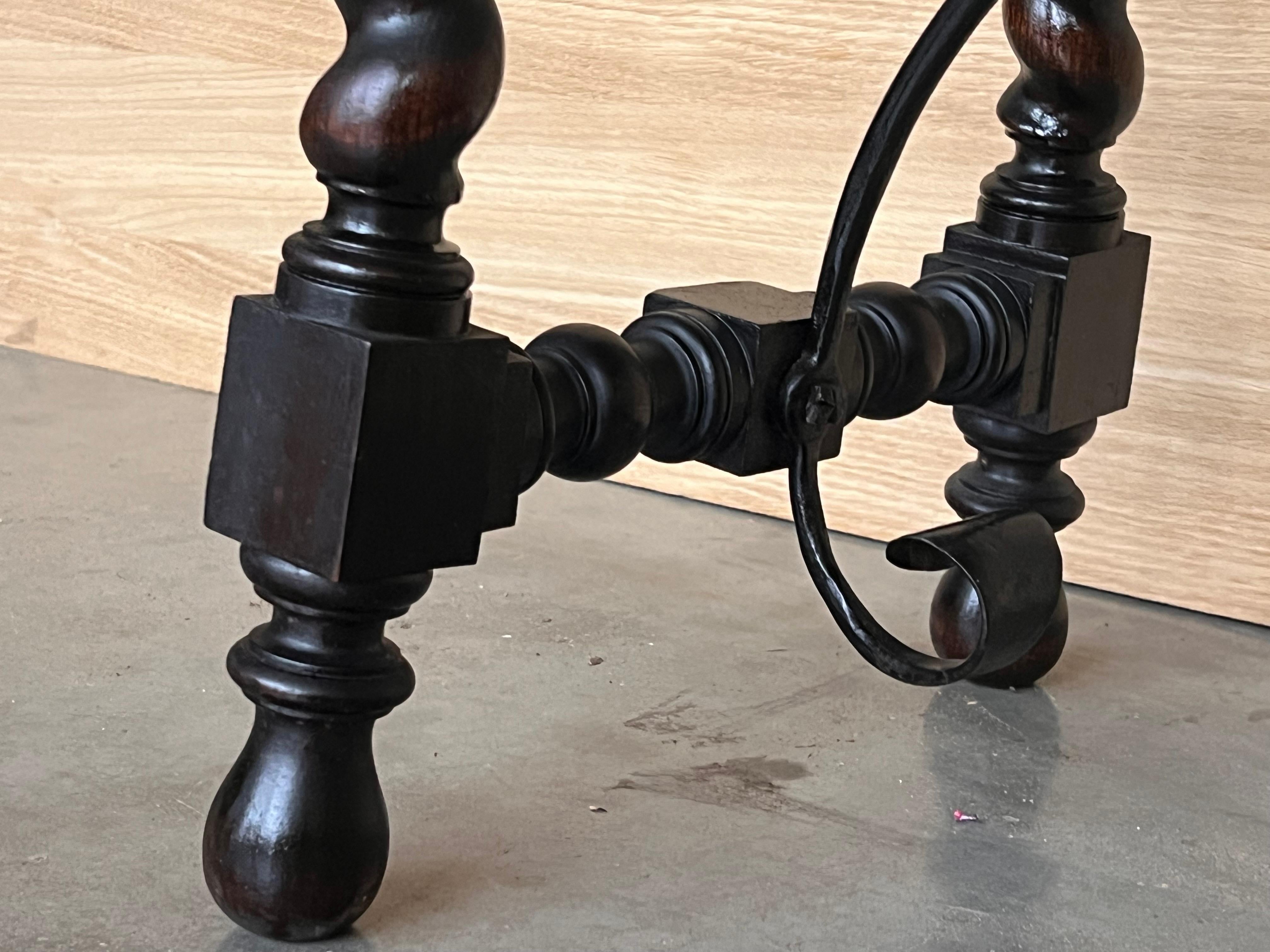 19th Spanish Side Table with Cared Turned Legs and Iron Stretcher For Sale 7