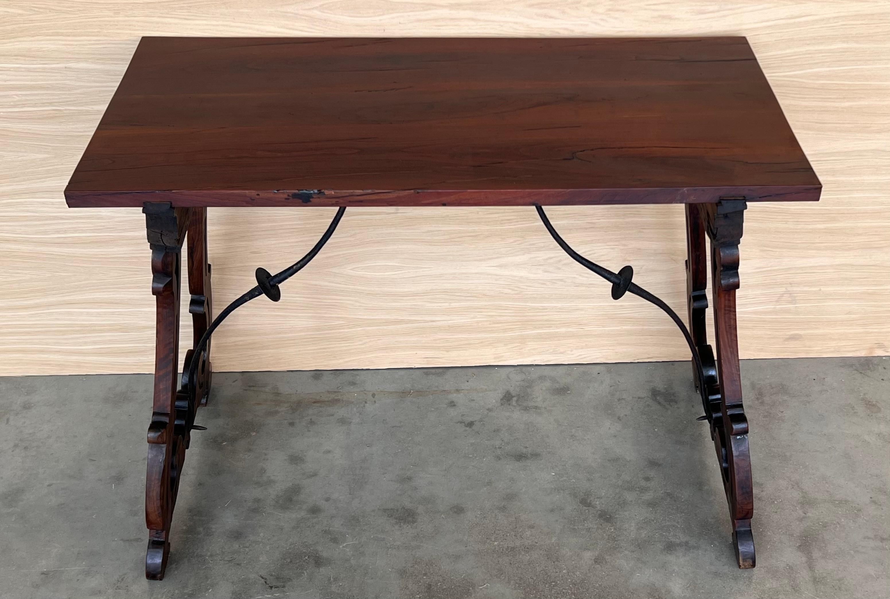 19th Spanish Side Table with Cared Turned Legs and Iron Stretcher In Good Condition In Miami, FL