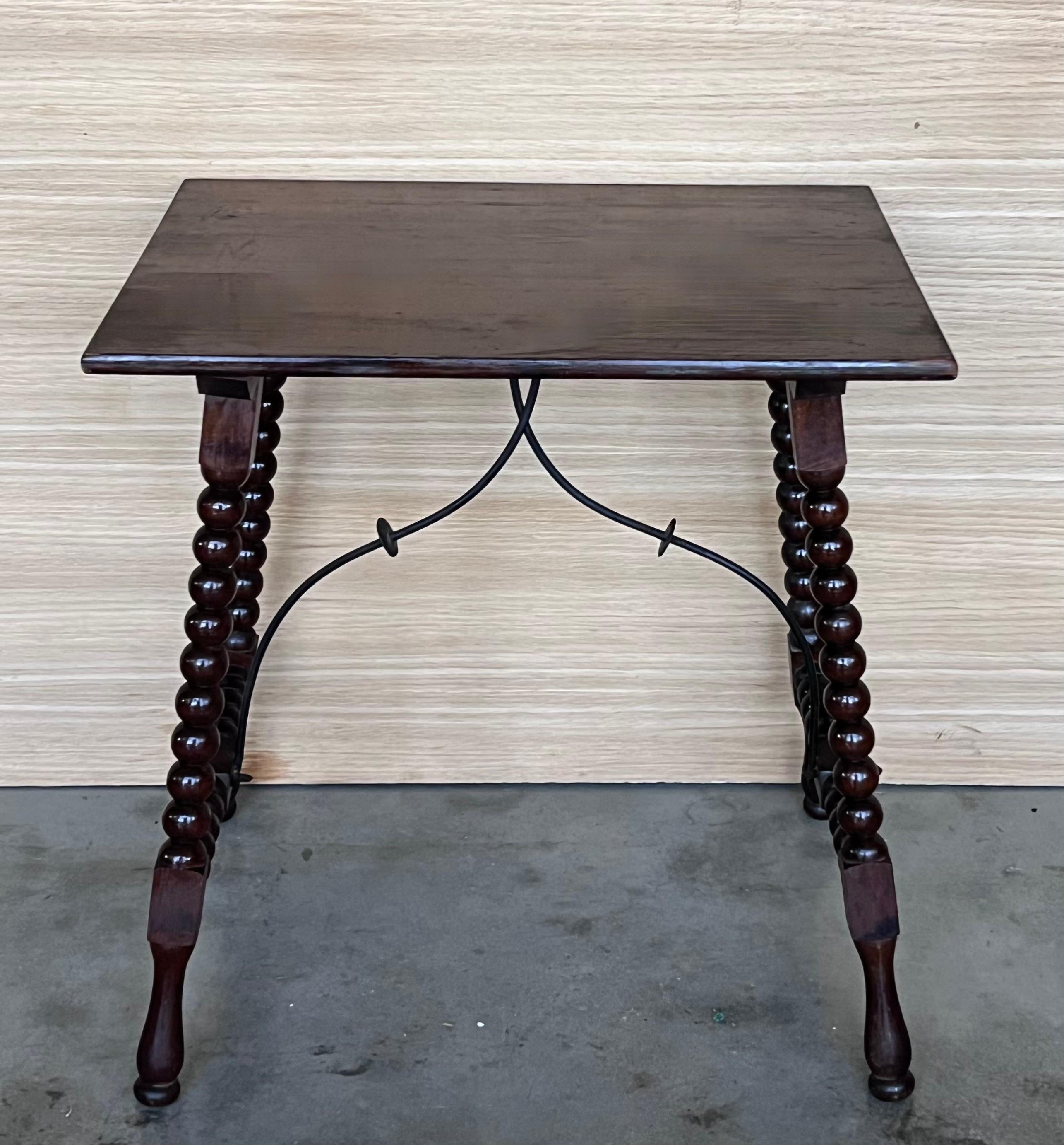 19th Spanish Side Table with Cared Turned Legs and Iron Stretcher In Good Condition For Sale In Miami, FL