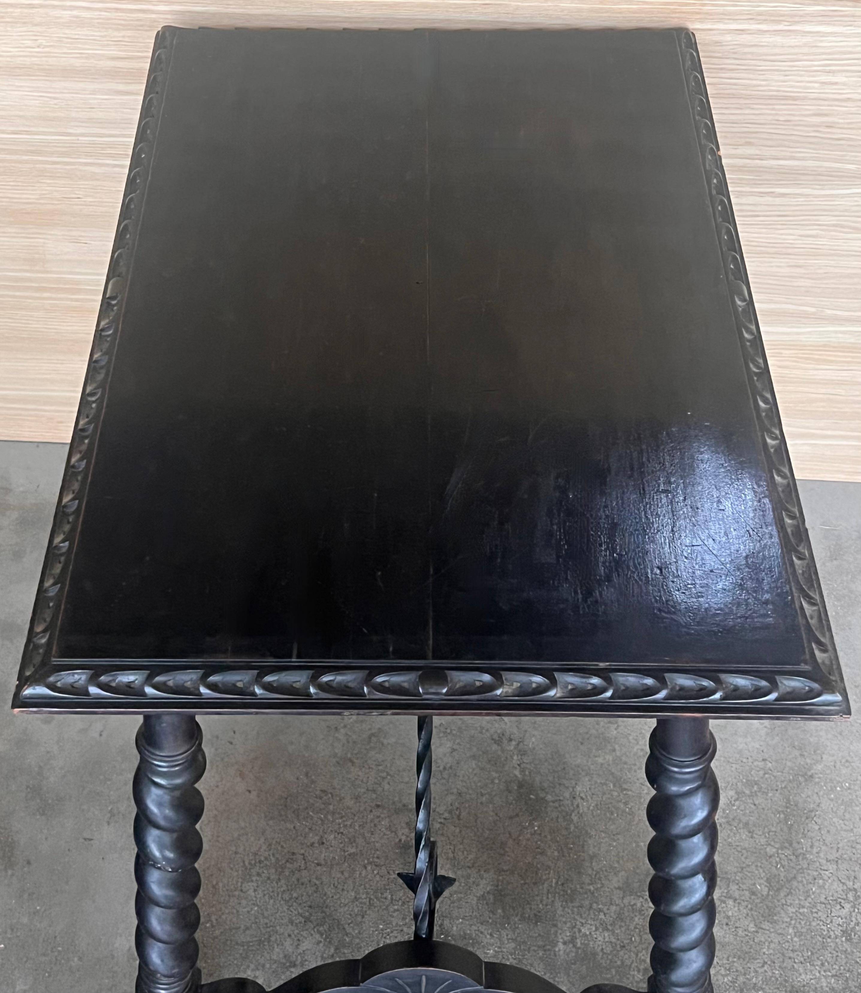 19th Spanish Side Table with Cared Turned Legs and Iron Stretcher For Sale 3
