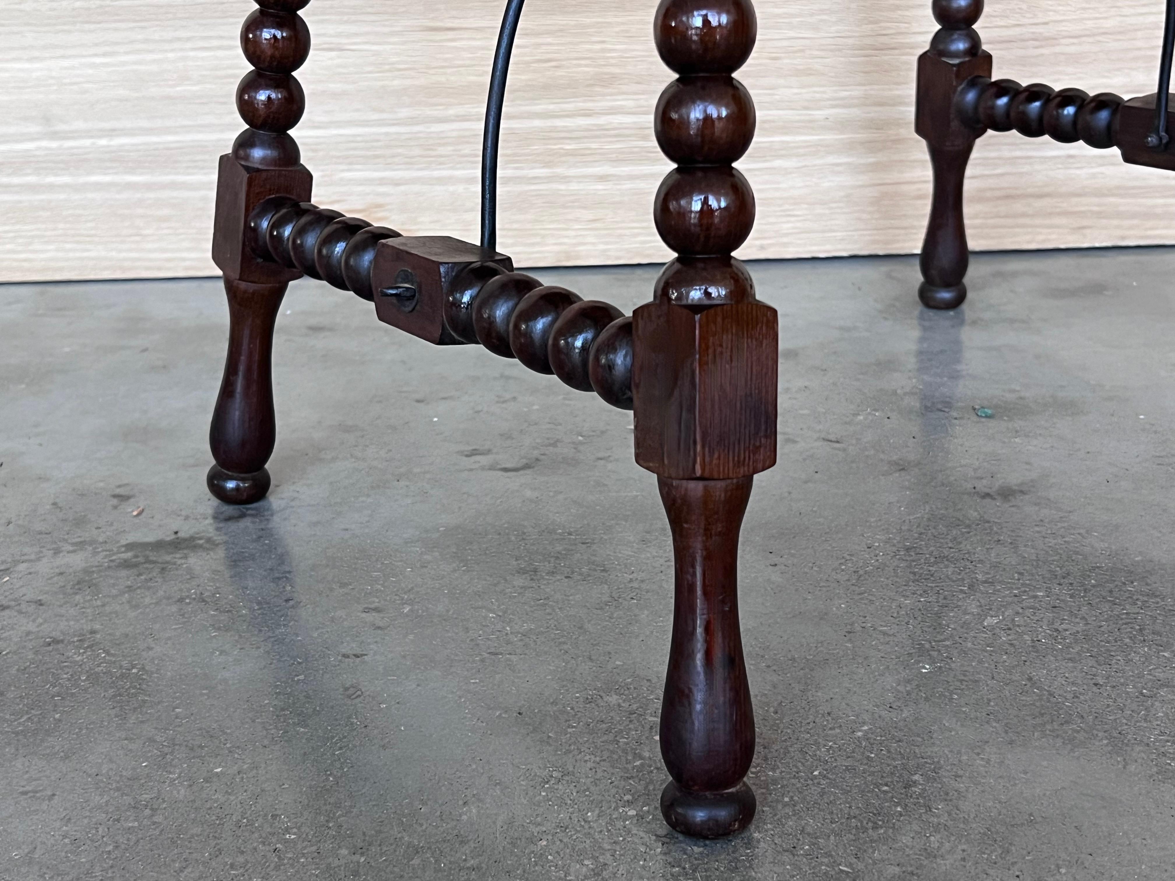 19th Spanish Side Table with Cared Turned Legs and Iron Stretcher For Sale 3