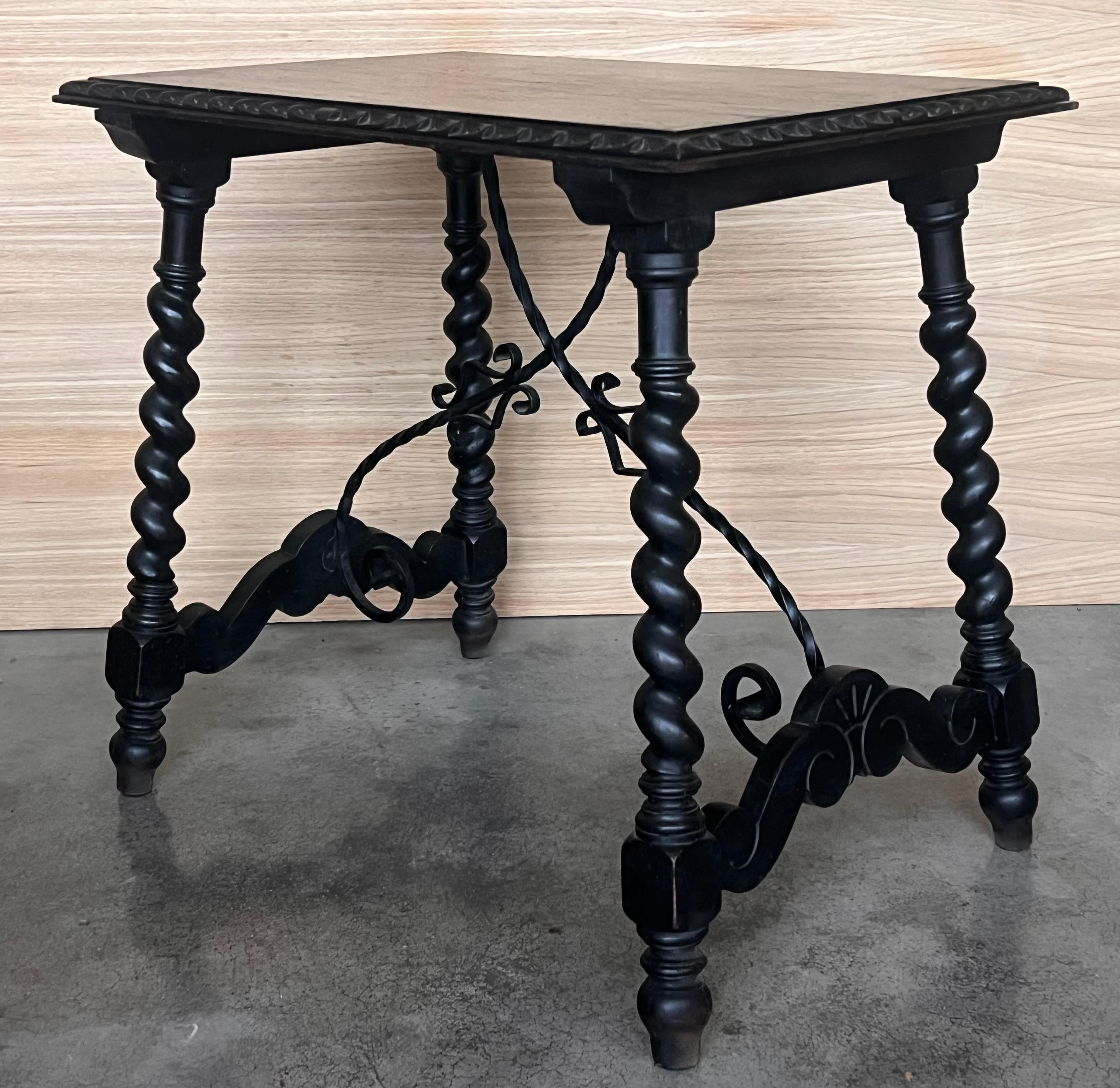 19th Spanish Side Table with Cared Turned Legs and Iron Stretcher For Sale 4