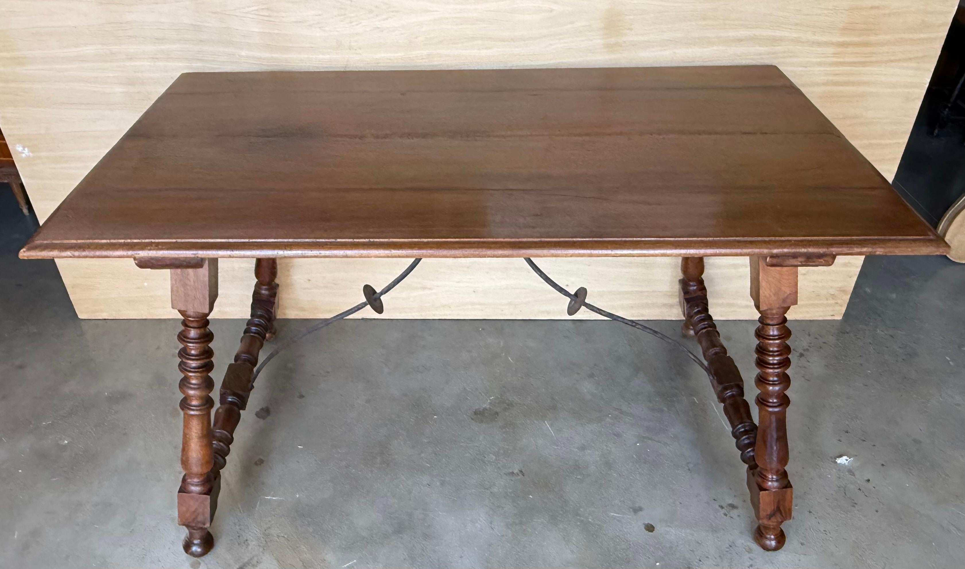 Iron 19th Spanish Sturdy Side Table with Carved Turned Legs and Double Stretcher For Sale