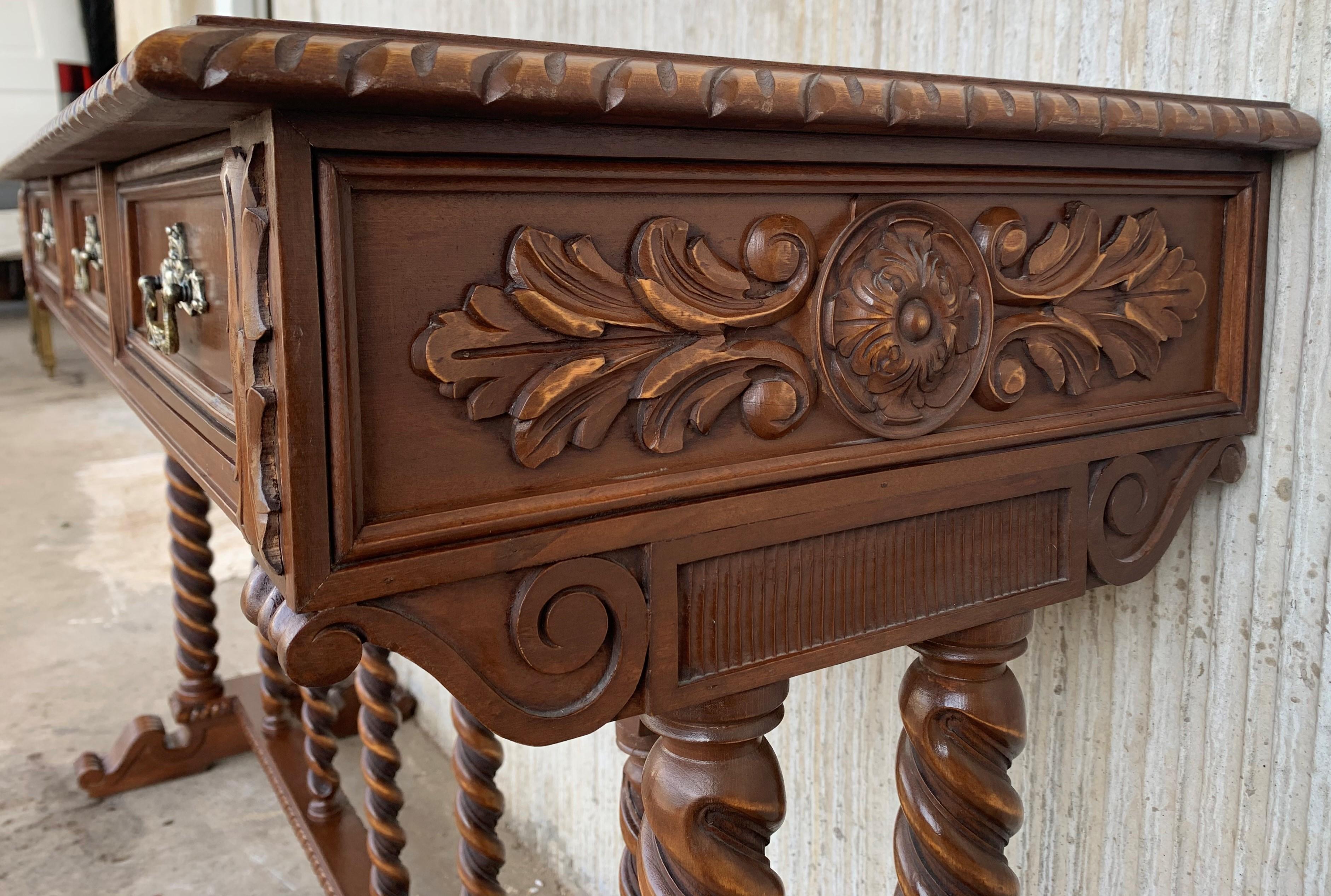 Spanish Tuscan Console Table with Three Drawers and Solomonic Columns Legs 4