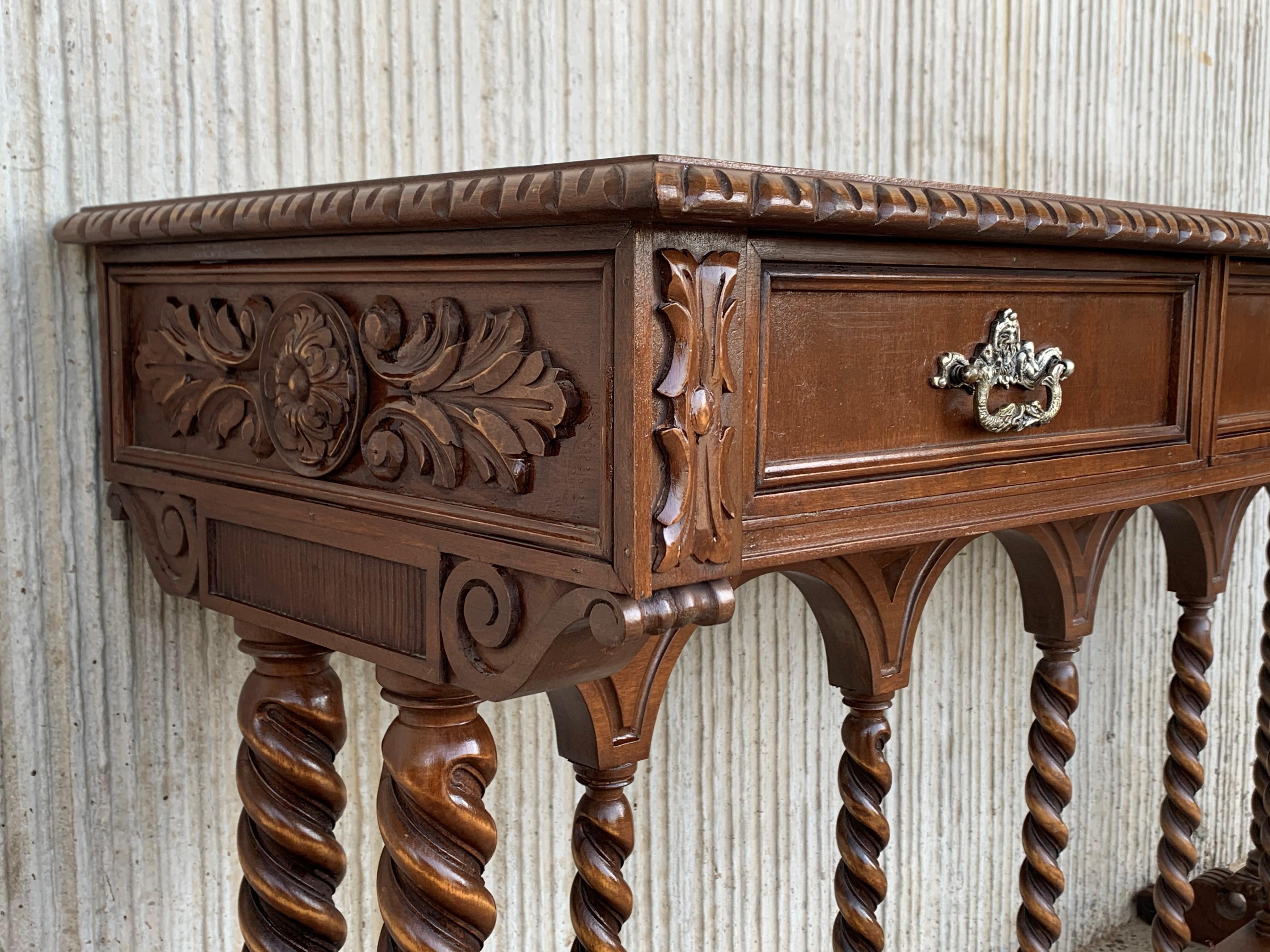 Spanish Tuscan Console Table with Three Drawers and Solomonic Columns Legs 2