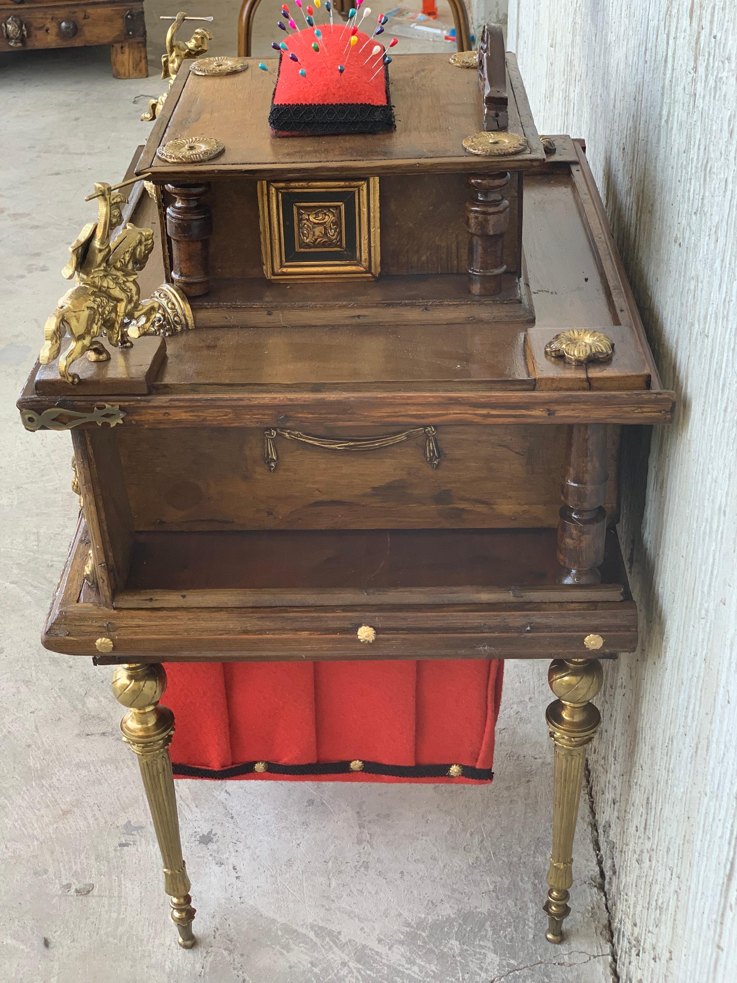 19th Century Spanish Victorian Carved Walnut and Bronze Reliefs Sewing Table For Sale 4