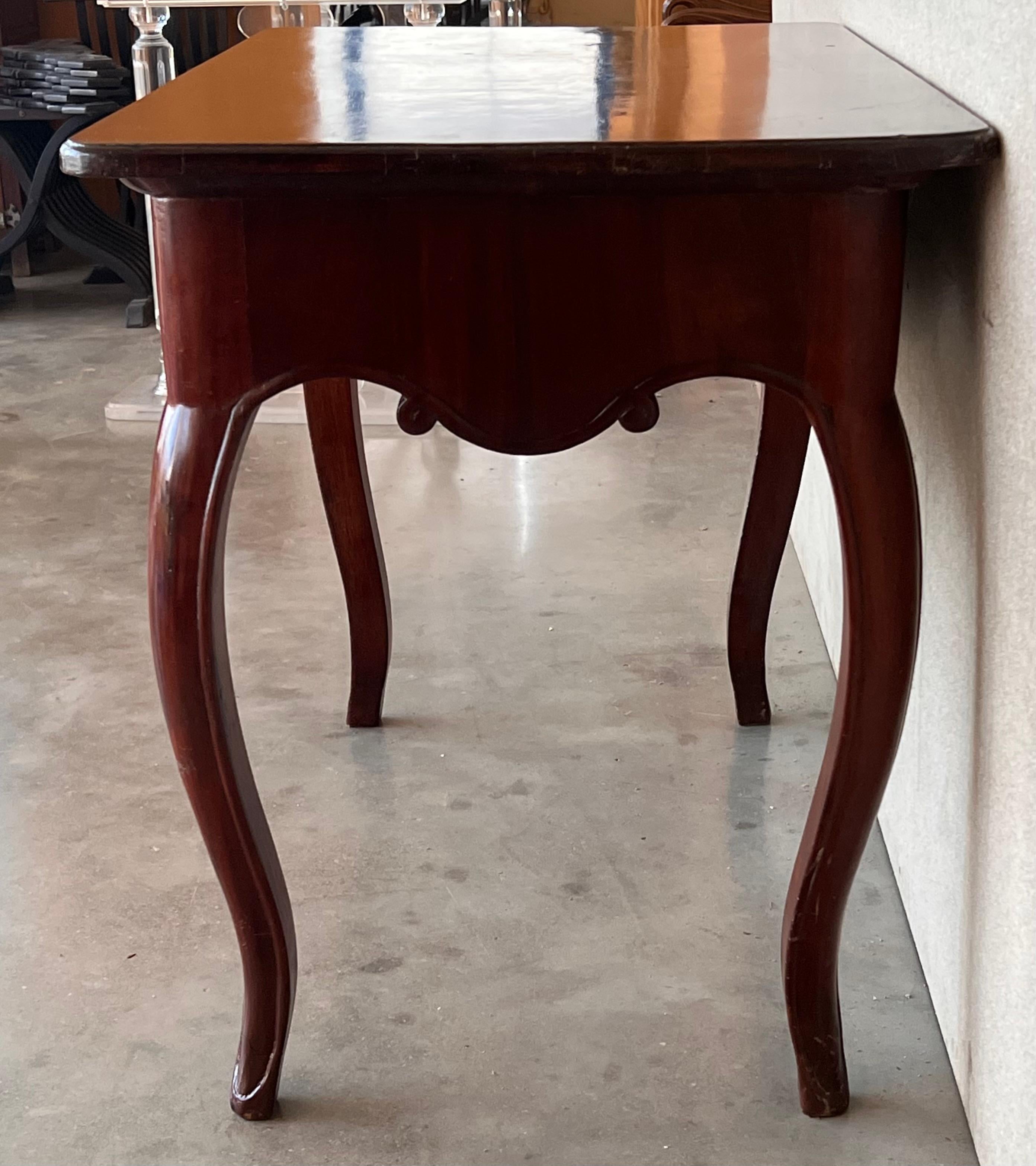 19th Century 19th Spanish Walnut Drawer Side Table with Cabriole Legs For Sale