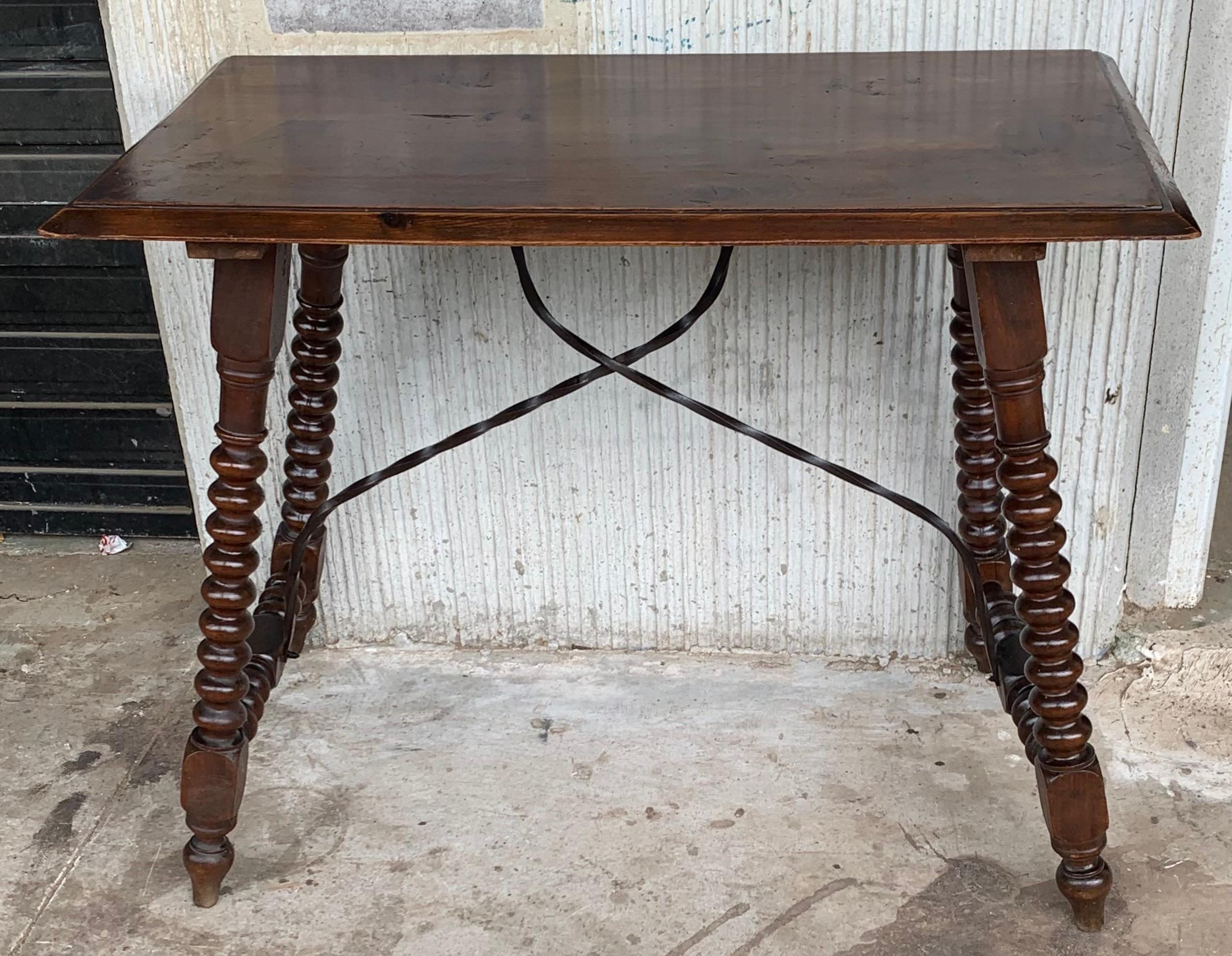 Baroque 19th Spanish Walnut Side Table with Turned Legs and Beleveled Top