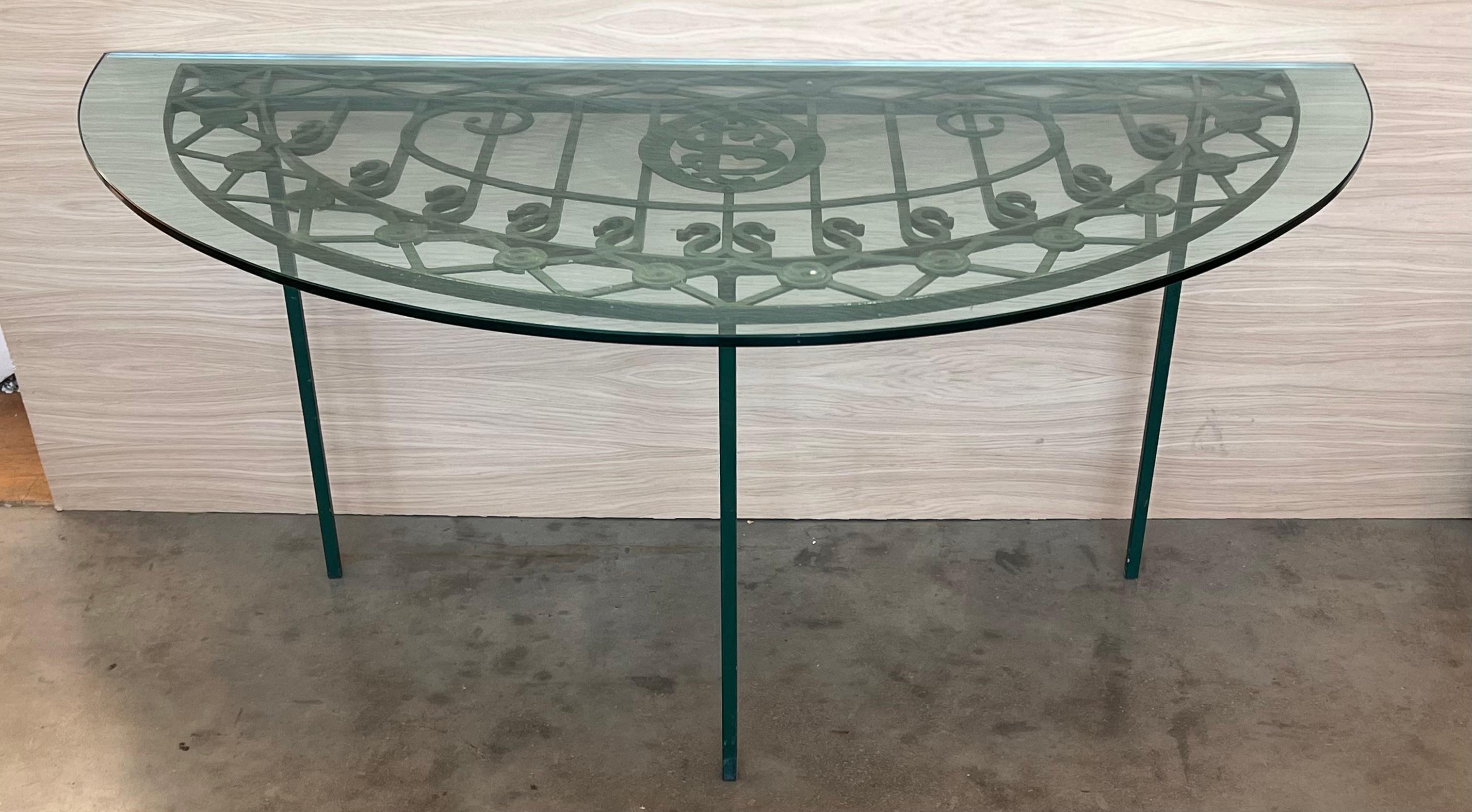 Table console espagnole du 19e siècle en fer forgé vert demi-lune en vente 2