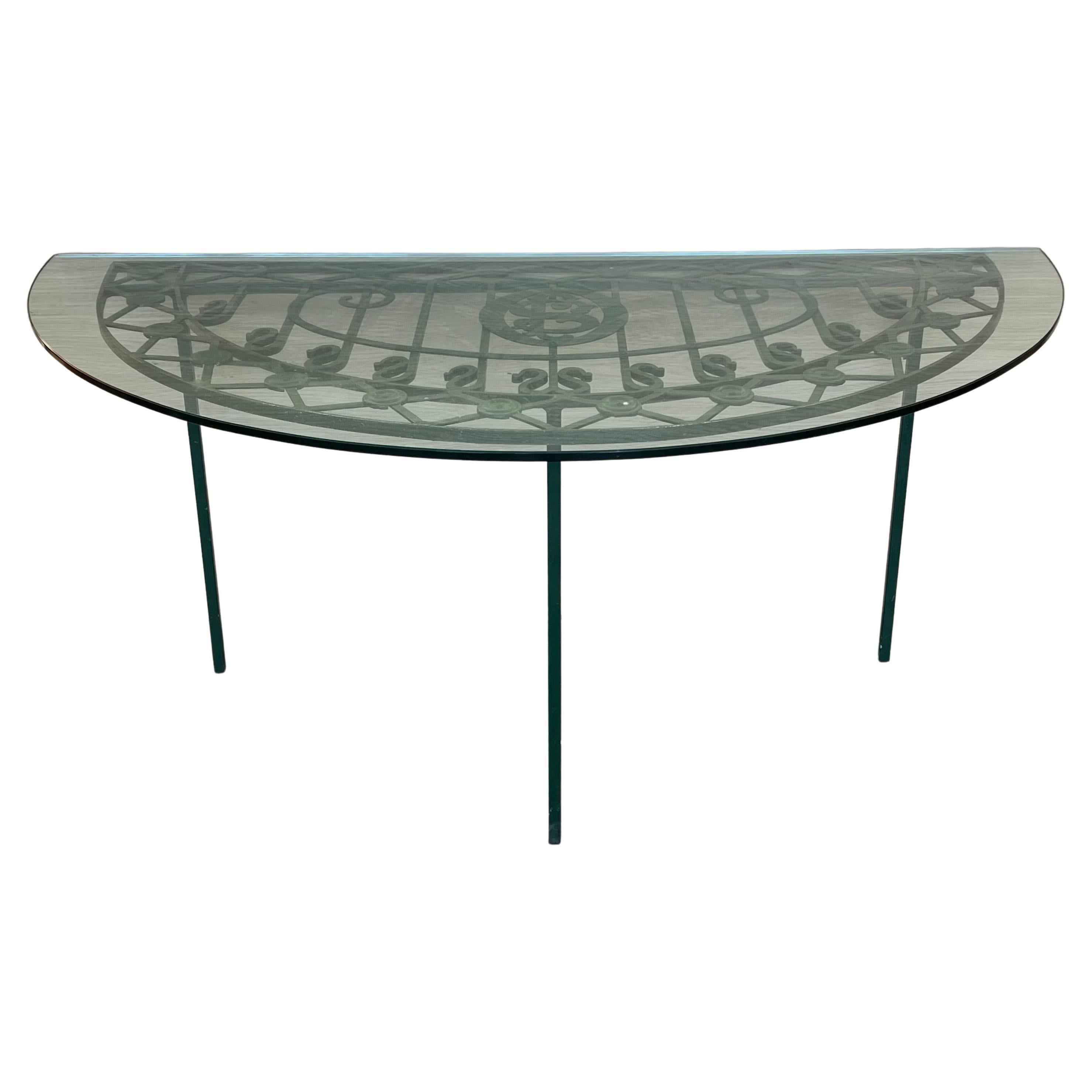 Table console espagnole du 19e siècle en fer forgé vert demi-lune en vente