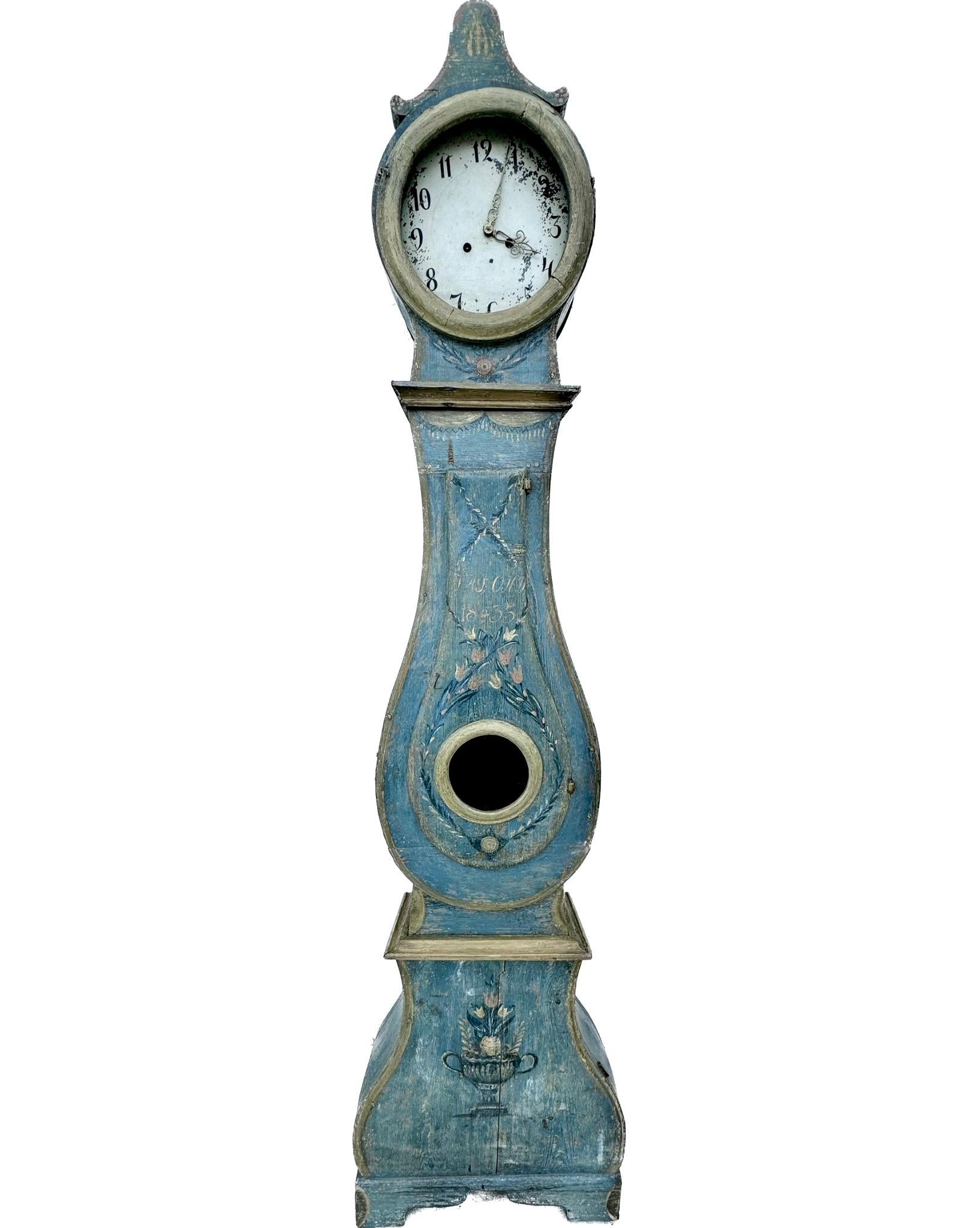 Horloge Mora suédoise gustavienne peinte de parquet du 19e siècle  4