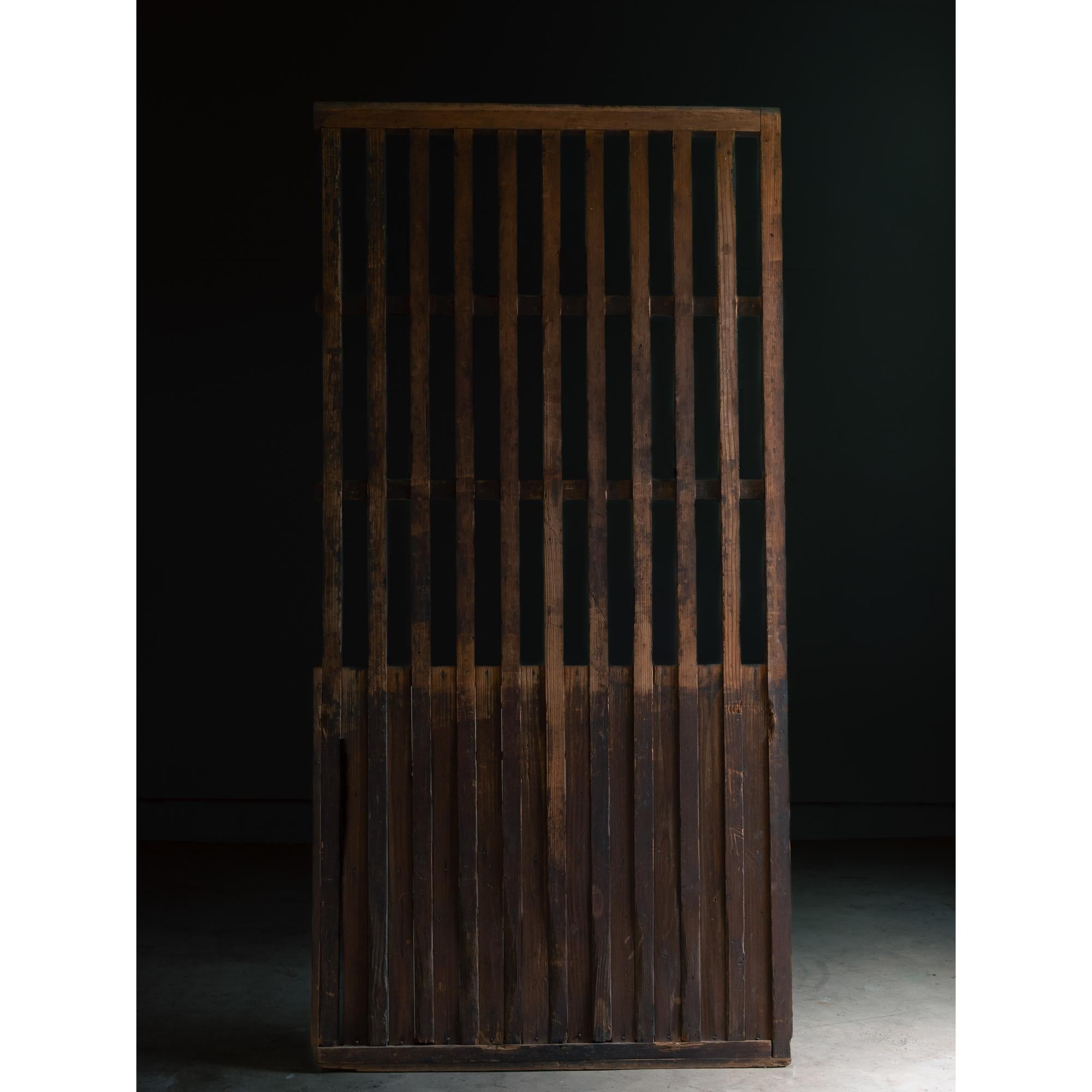 Teint Porte en treillis 19ème, porte coulissante antique avec panneau. wabi sabi shoji japonais en vente