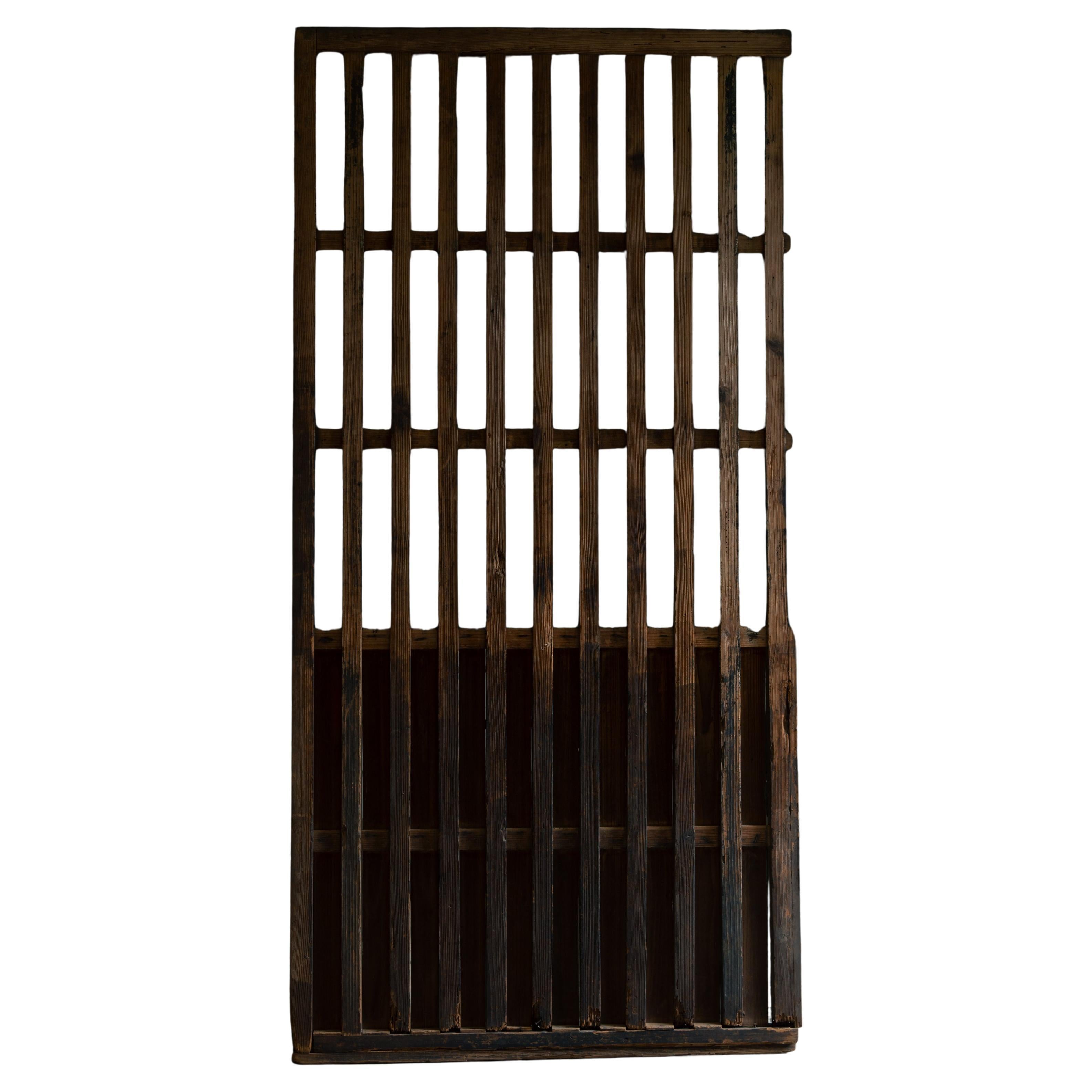 Porta a traliccio del 19° secolo, porta scorrevole antica con pannello. Shoji giapponese wabi sabi