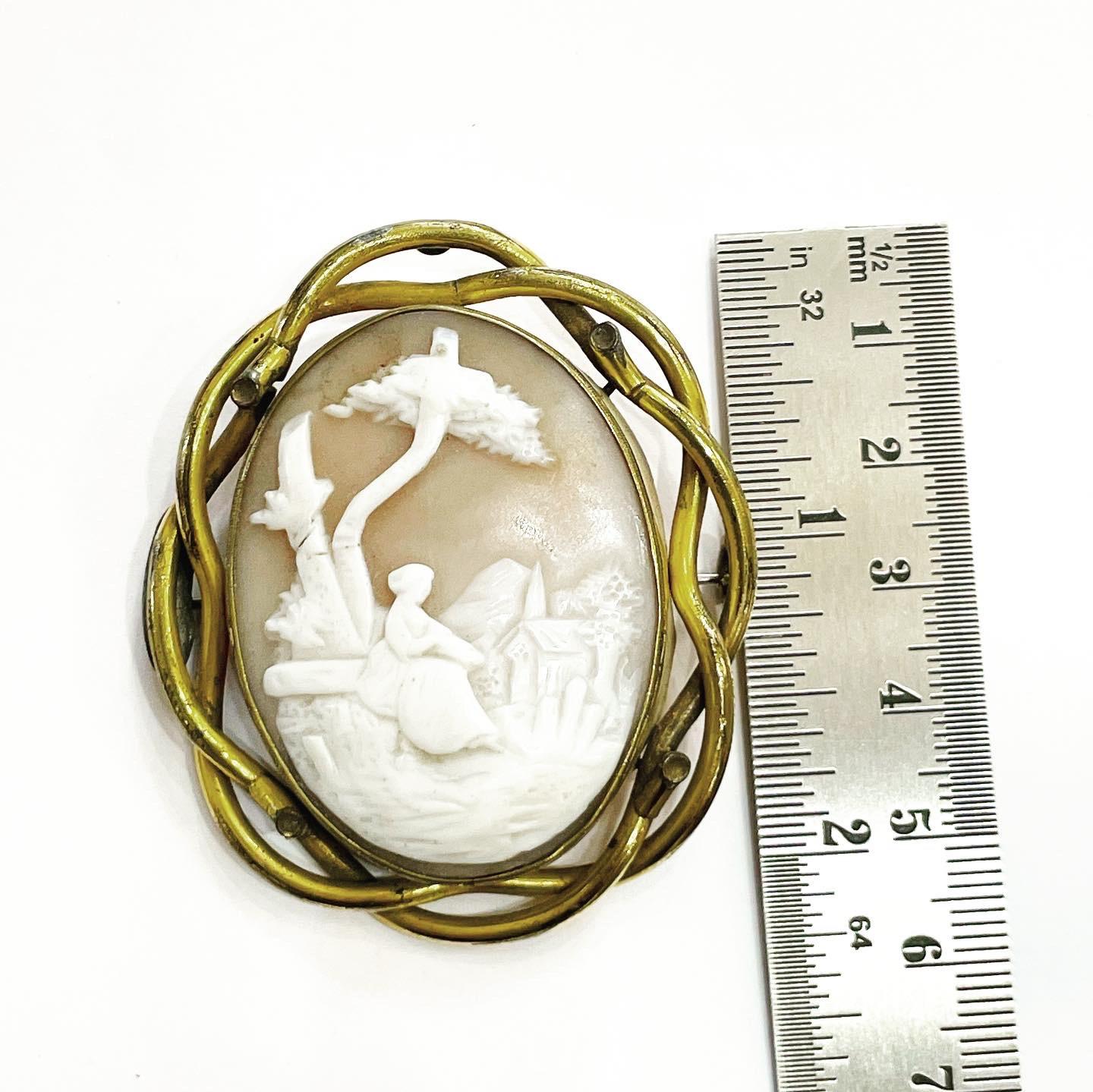  Victorian Bucolic Motif Cameo 9K Yellow Gold Shell Intaglio Brooch For Sale 5