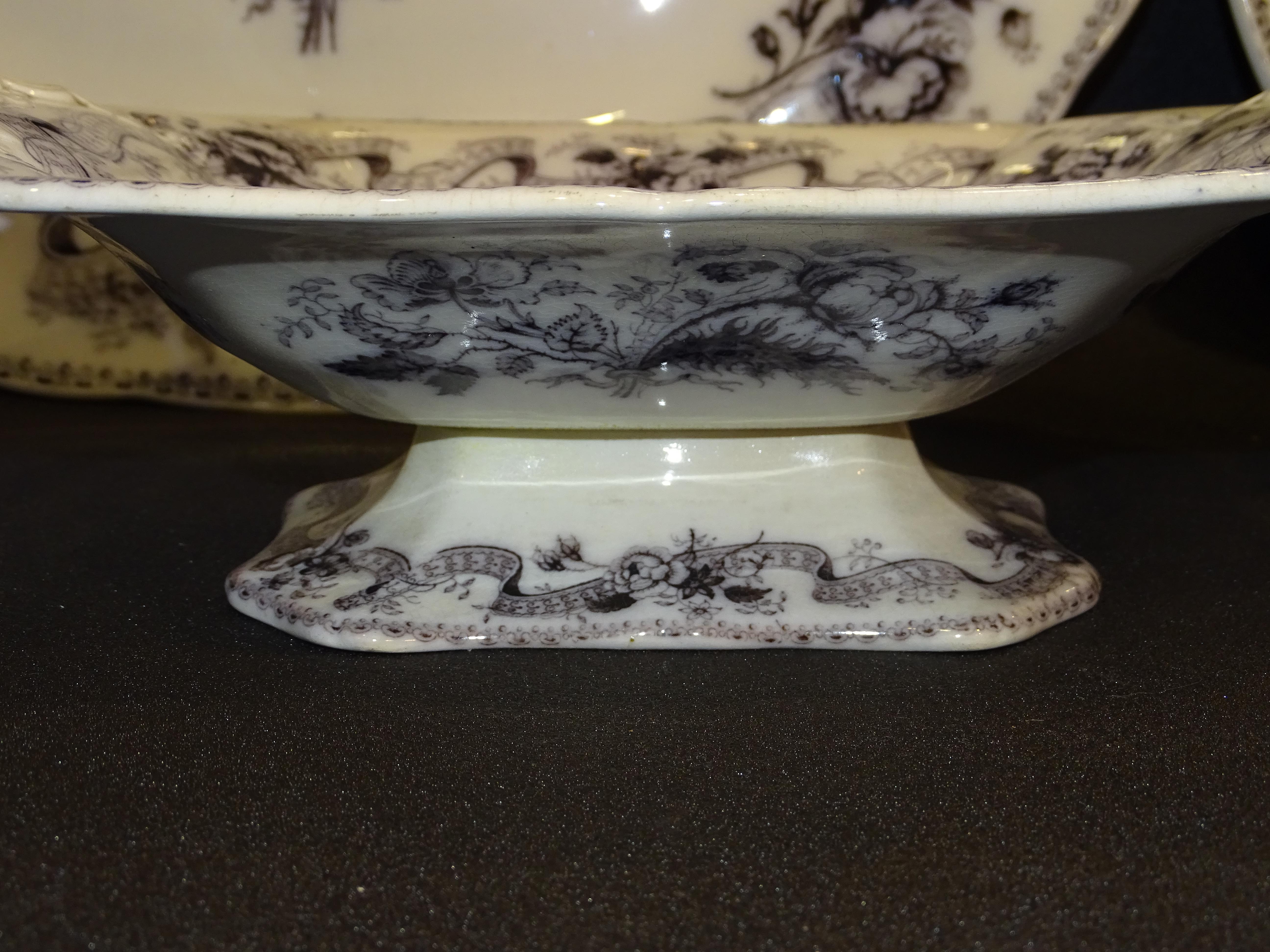 19th Wedgwood Black and White Porcelain English, Flowers and Bows 2