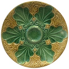 19th Century Yellow and Green Majolica Oyster Plate