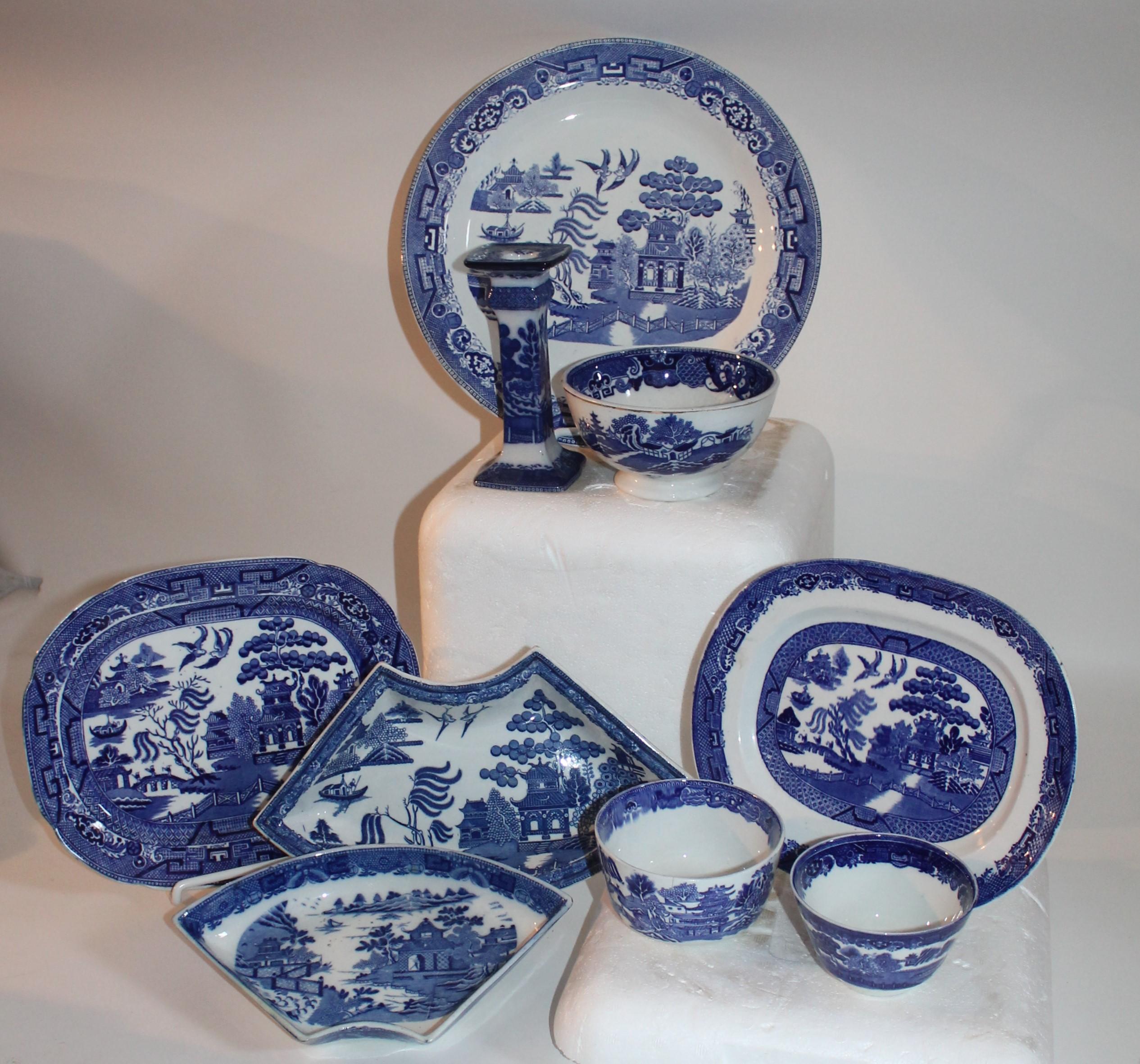 American 19th-20th Century Blue Willow Collection, 9 Pcs For Sale
