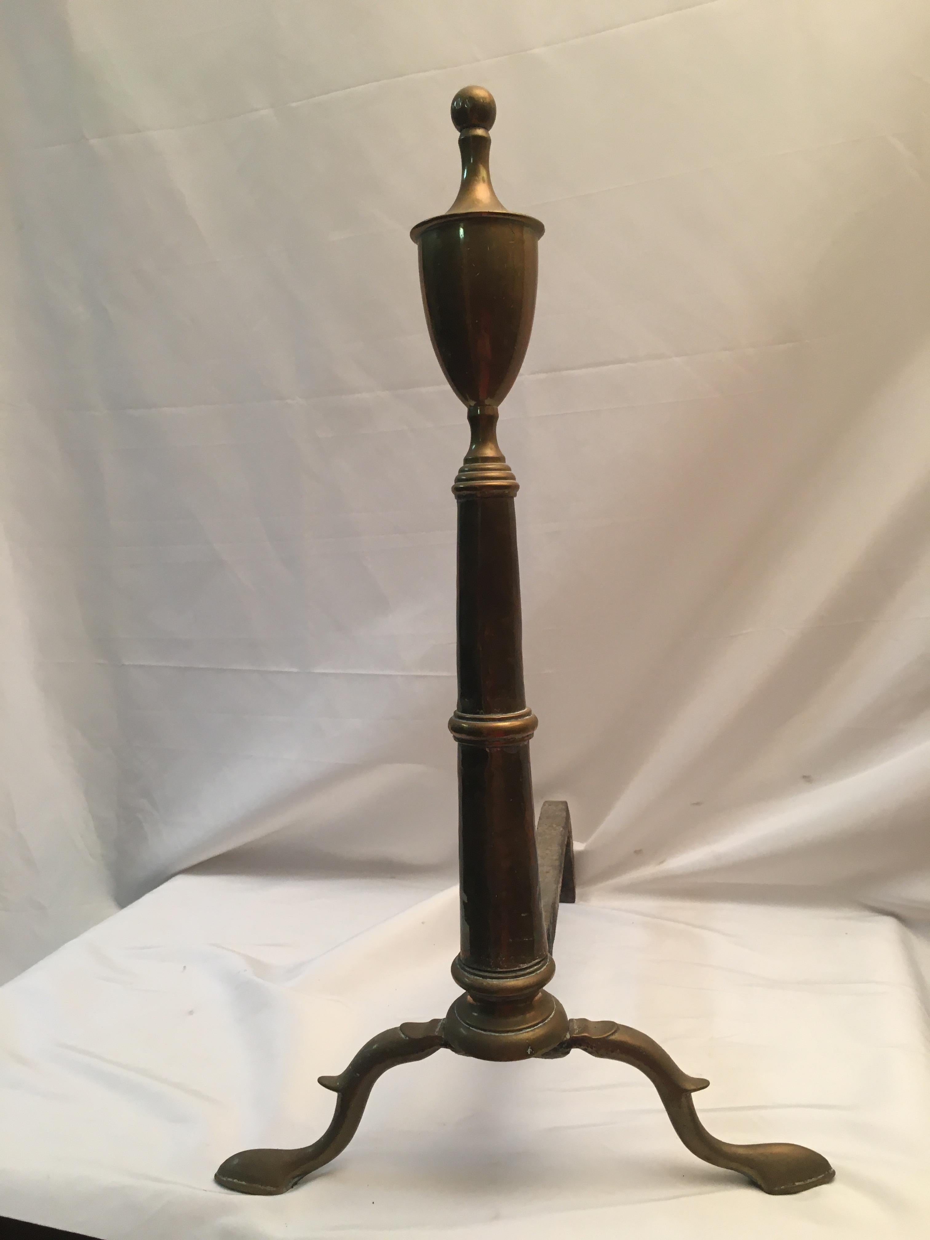 19thc American Classical Tall Brass Andiron Firedog Pair In Good Condition For Sale In Savannah, GA