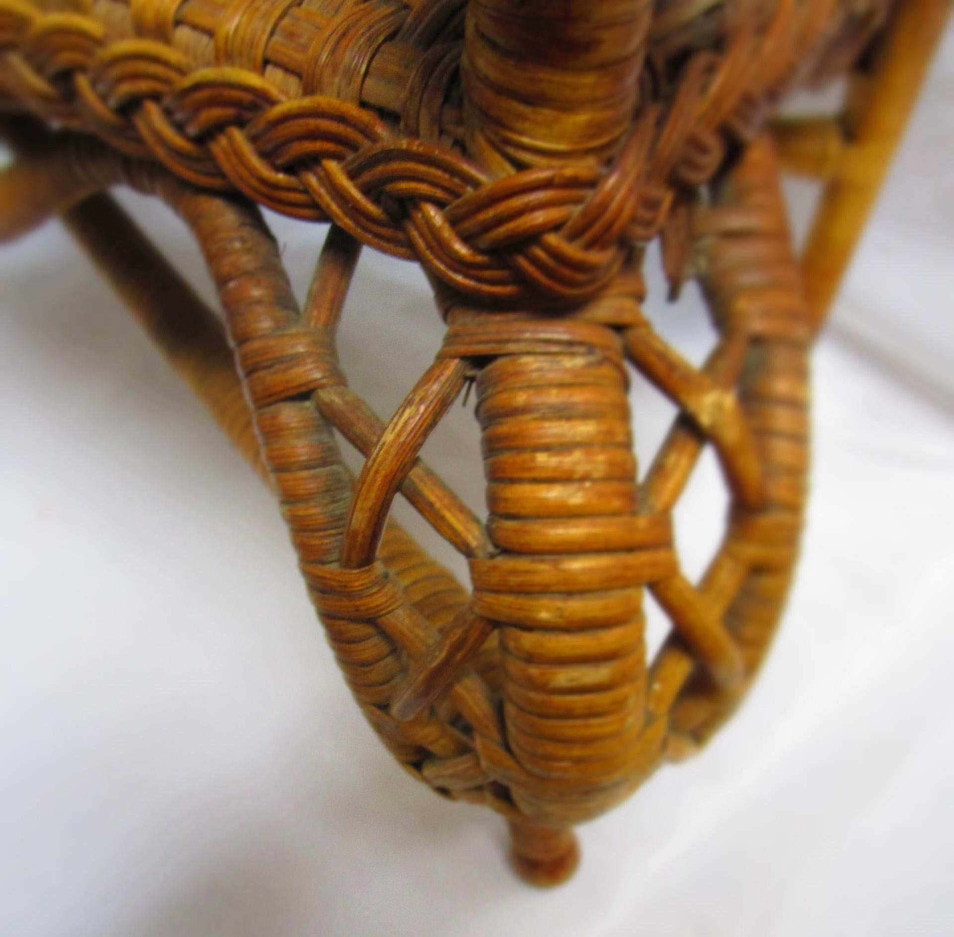 19thc American Victorian Heywood Brothers & Co. Natural Wicker Étagère 12