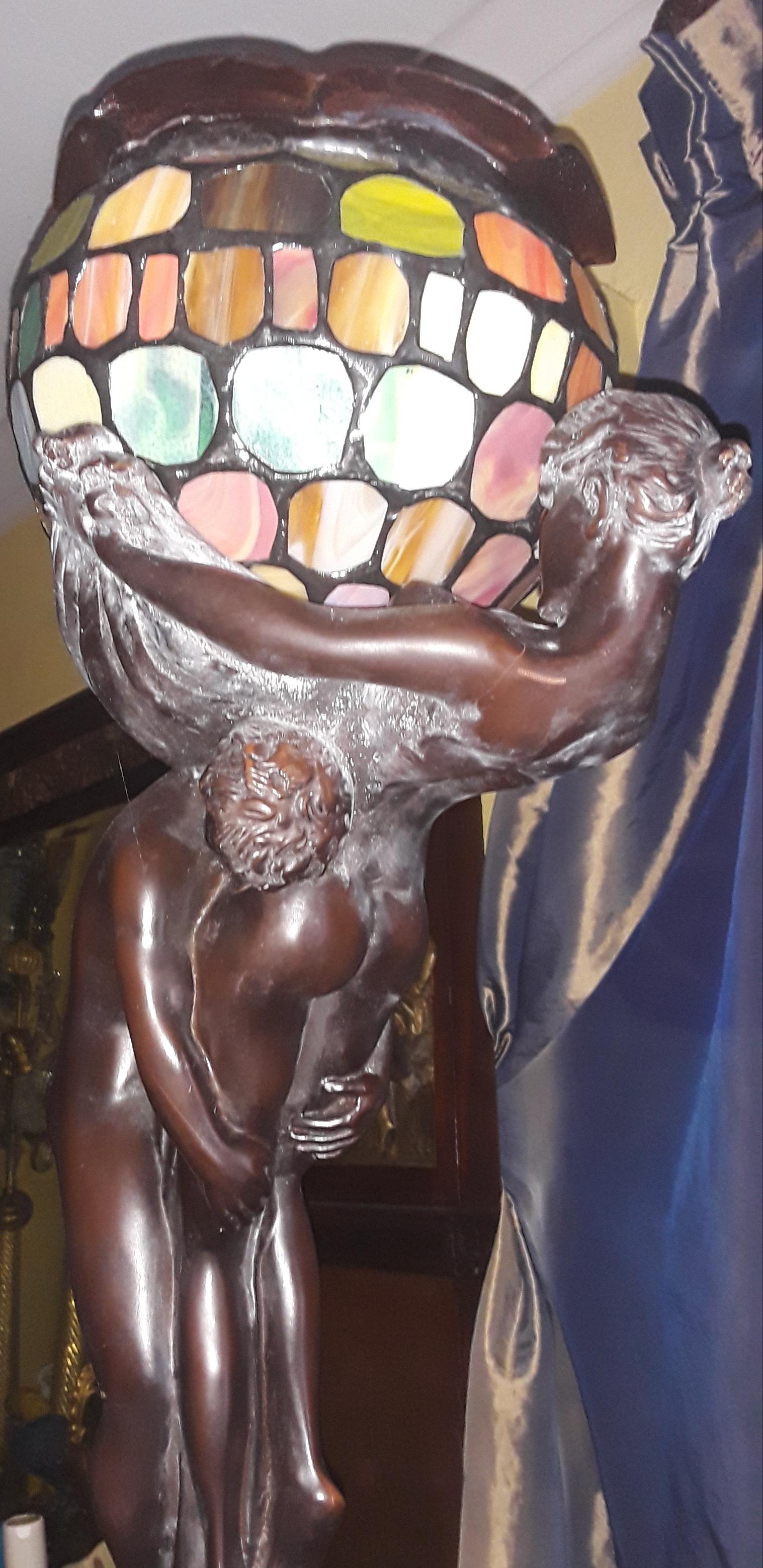 Grande table figurative Art Nouveau du 19ème siècle signée en bronze par Gustav Gurschner en vente 9