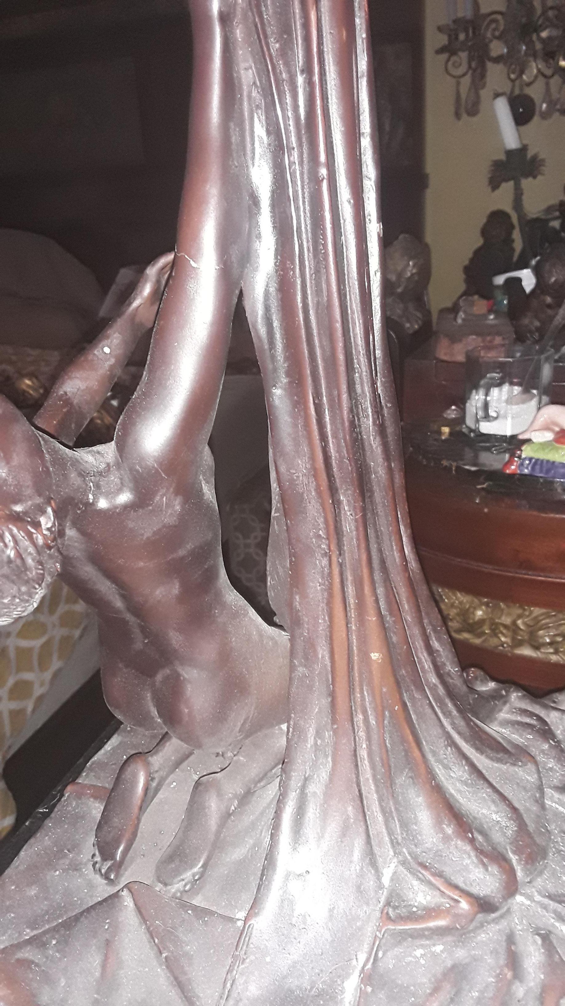 Grande table figurative Art Nouveau du 19ème siècle signée en bronze par Gustav Gurschner en vente 12