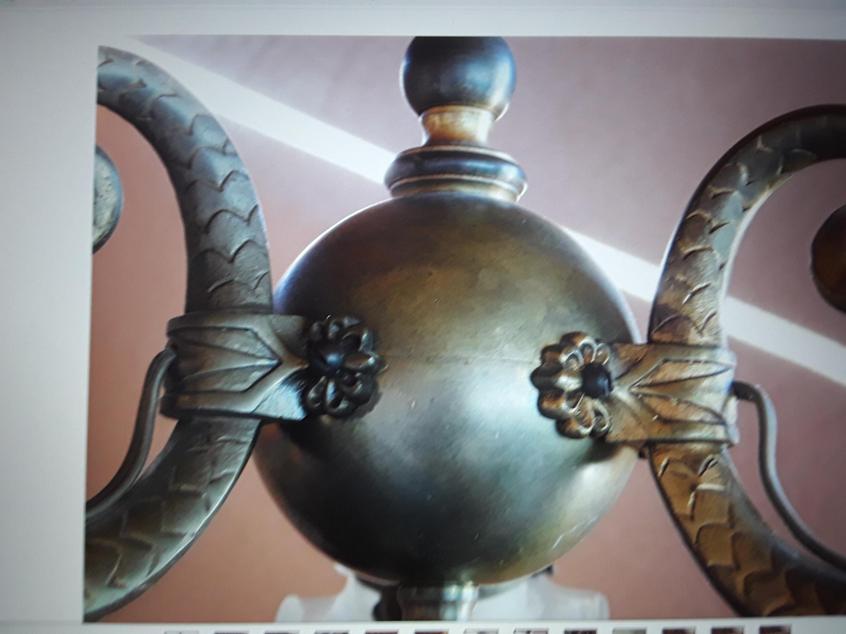 Antiker französischer „Empire“-Kronleuchter aus Bronze, Fisch/ Delphin/ Meeres Kreatur/ Koi, 19. Jahrhundert im Angebot 2