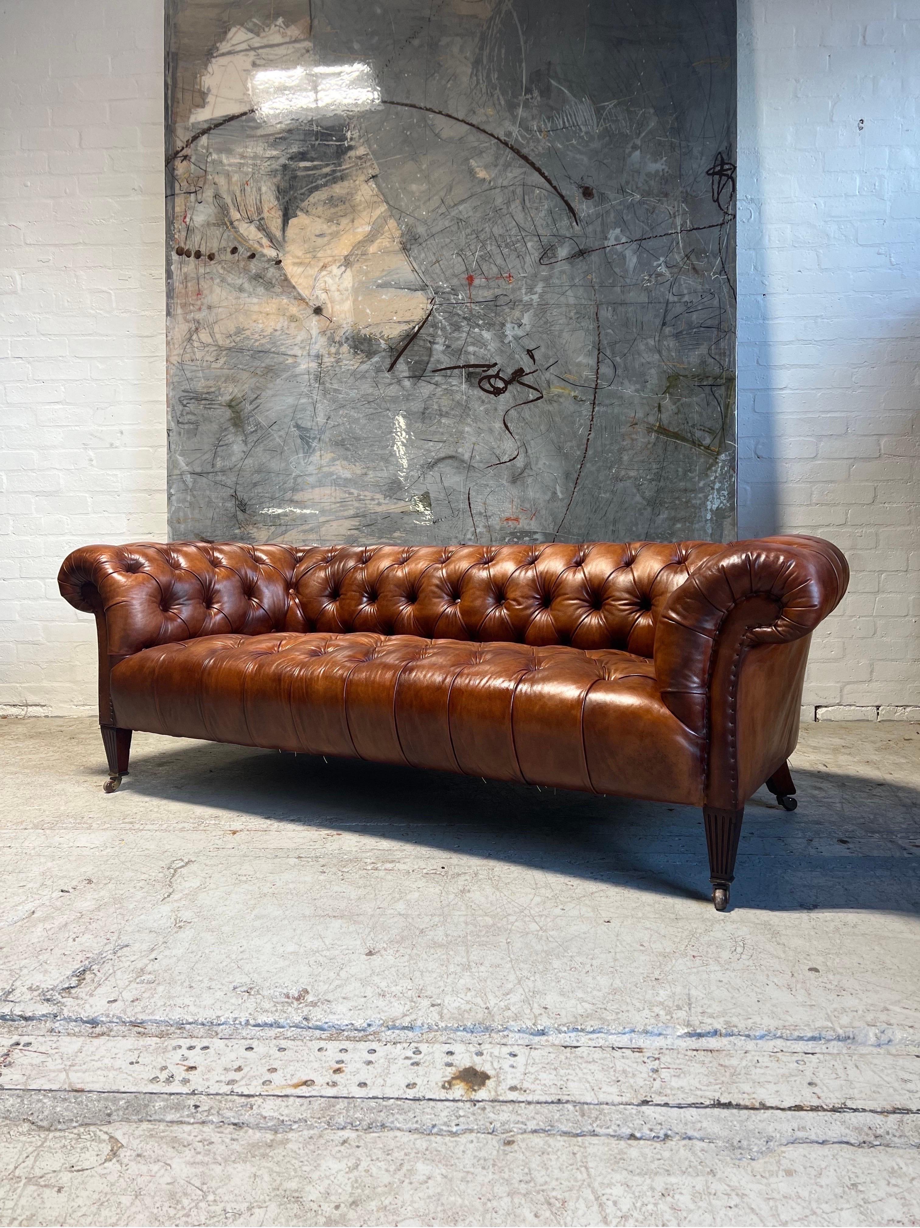 19thC Antique Hamptons & Sons Chesterfield Sofa In Hand Dyed Whiskey Leather For Sale 3