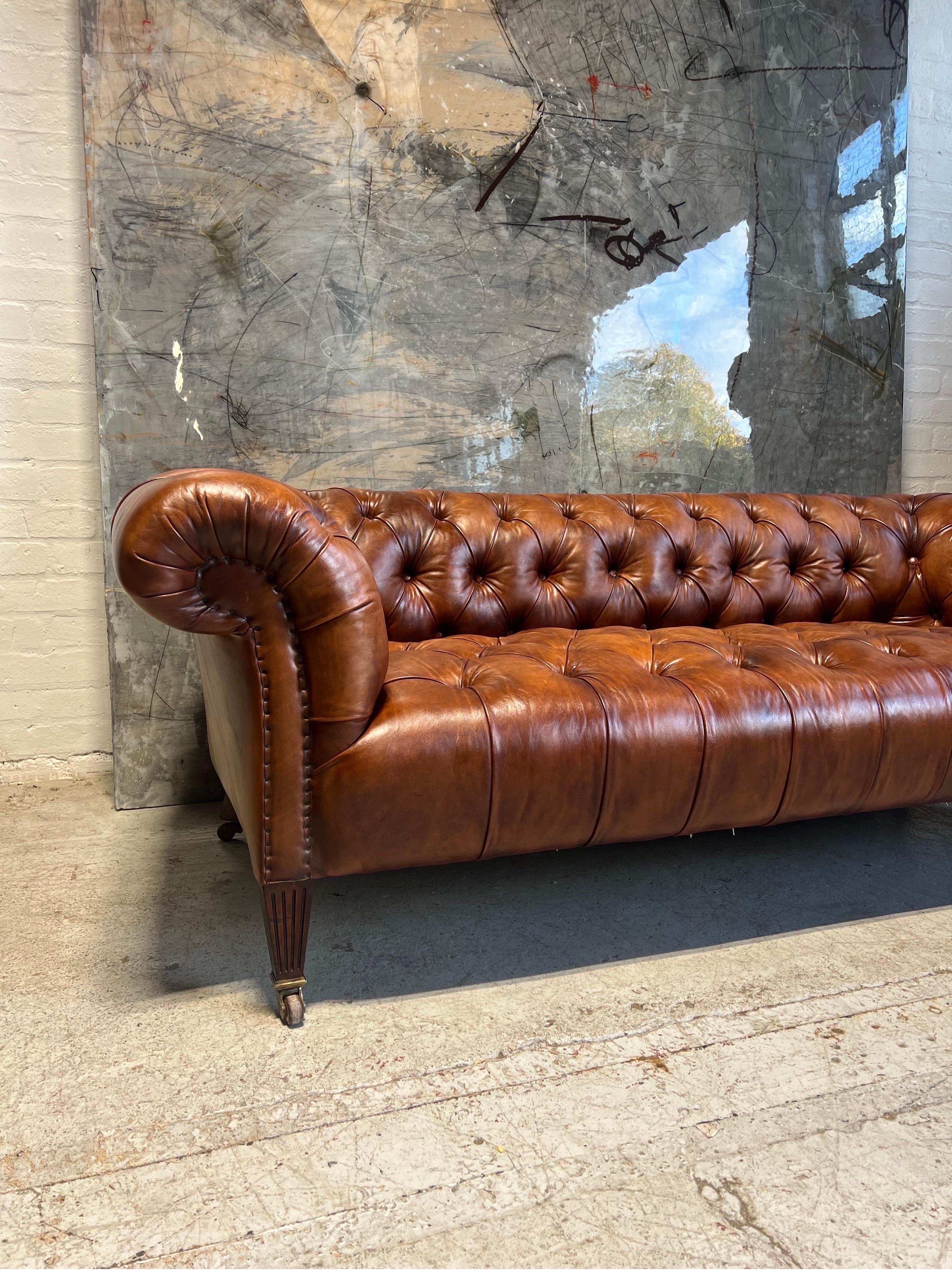 19thC Antique Hamptons & Sons Chesterfield Sofa In Hand Dyed Whiskey Leather For Sale 1