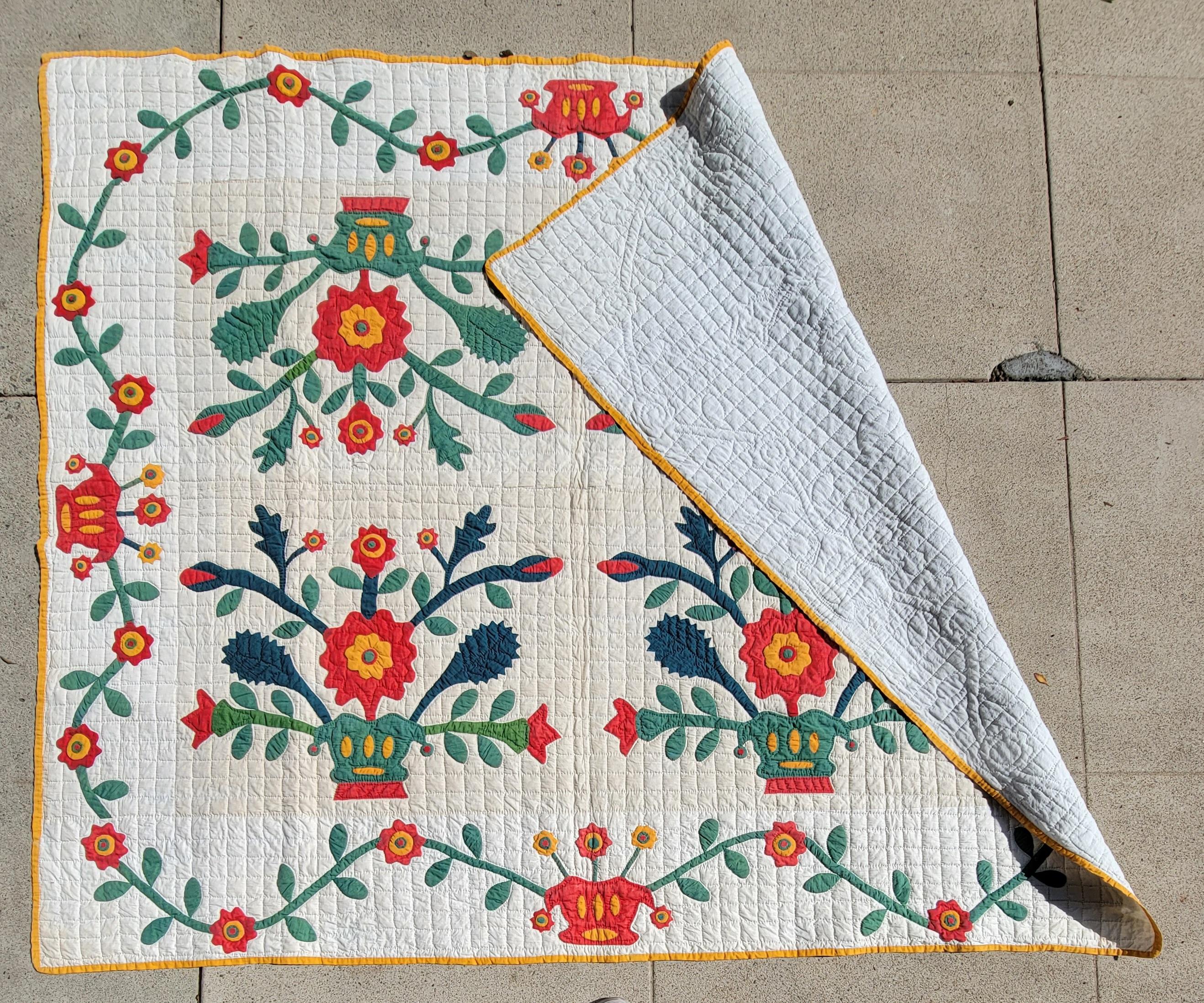 Country 19th C Applique Quilt from Pennsylvania For Sale