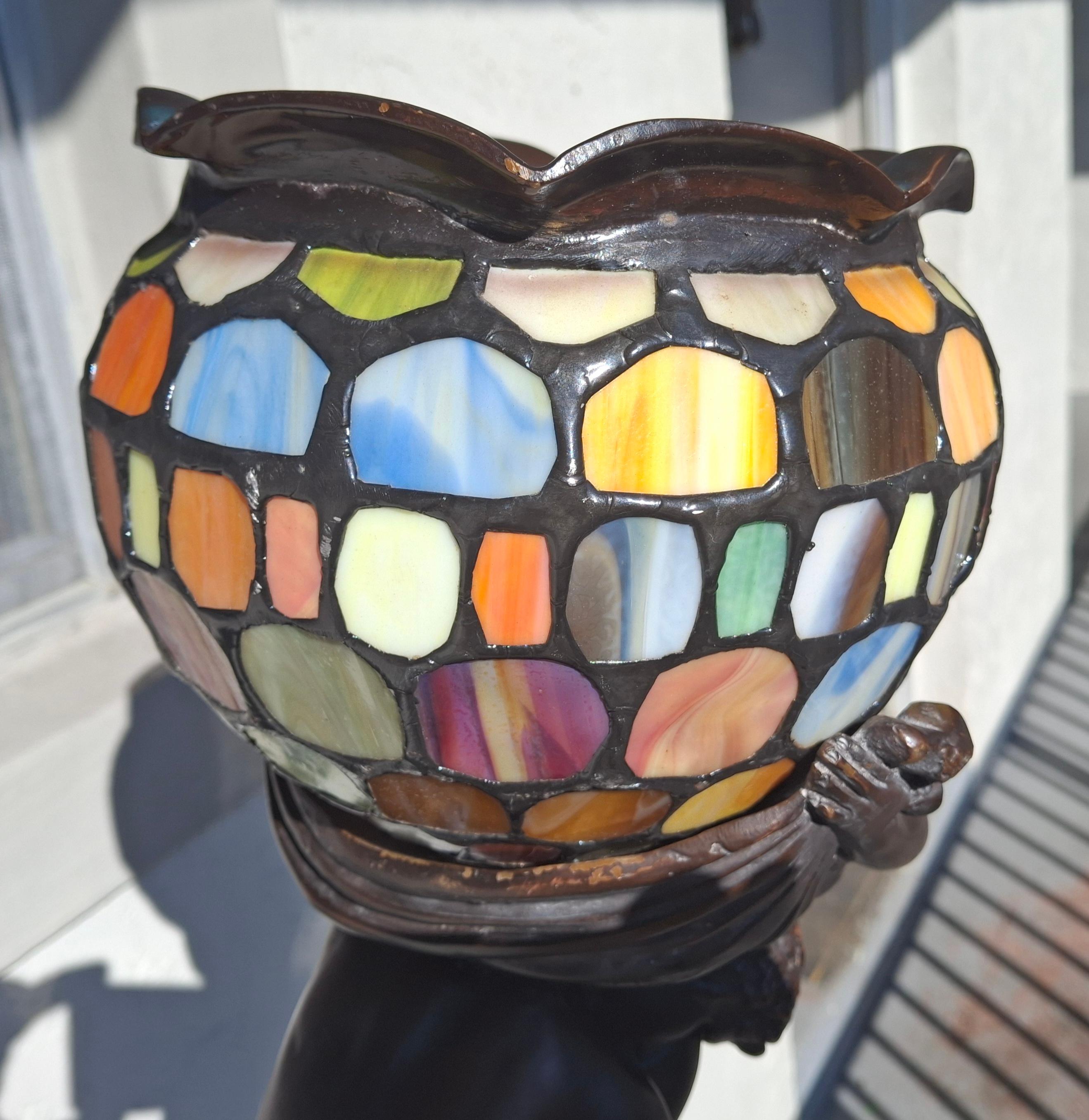 19thc Art Nouveau Large Bronze Sculptural Floor/ Table Lamp by Gustave Gurshner en venta 5