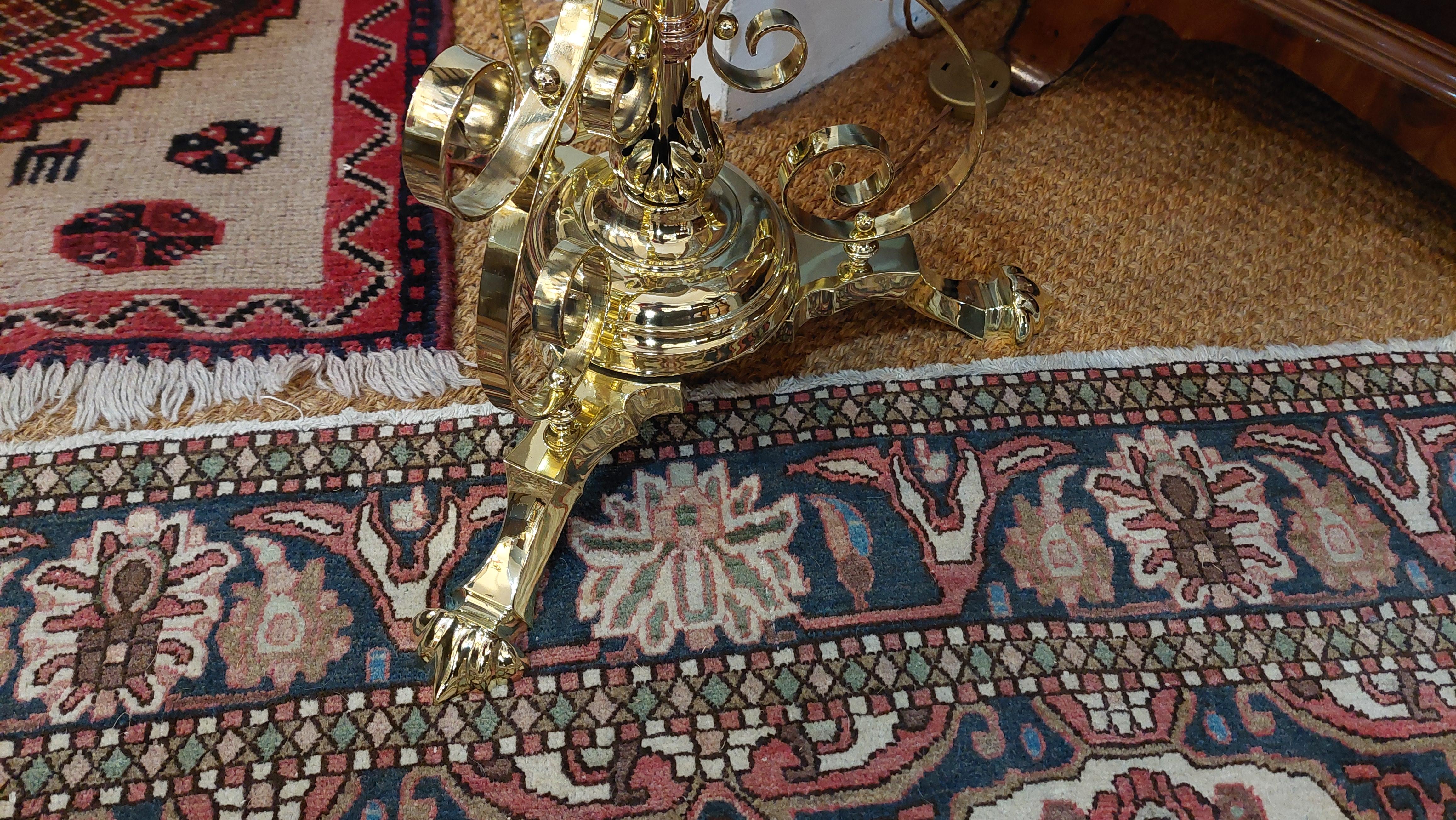19thC Arts and Crafts Brass Standard Oil Lamp In Good Condition In Altrincham, GB