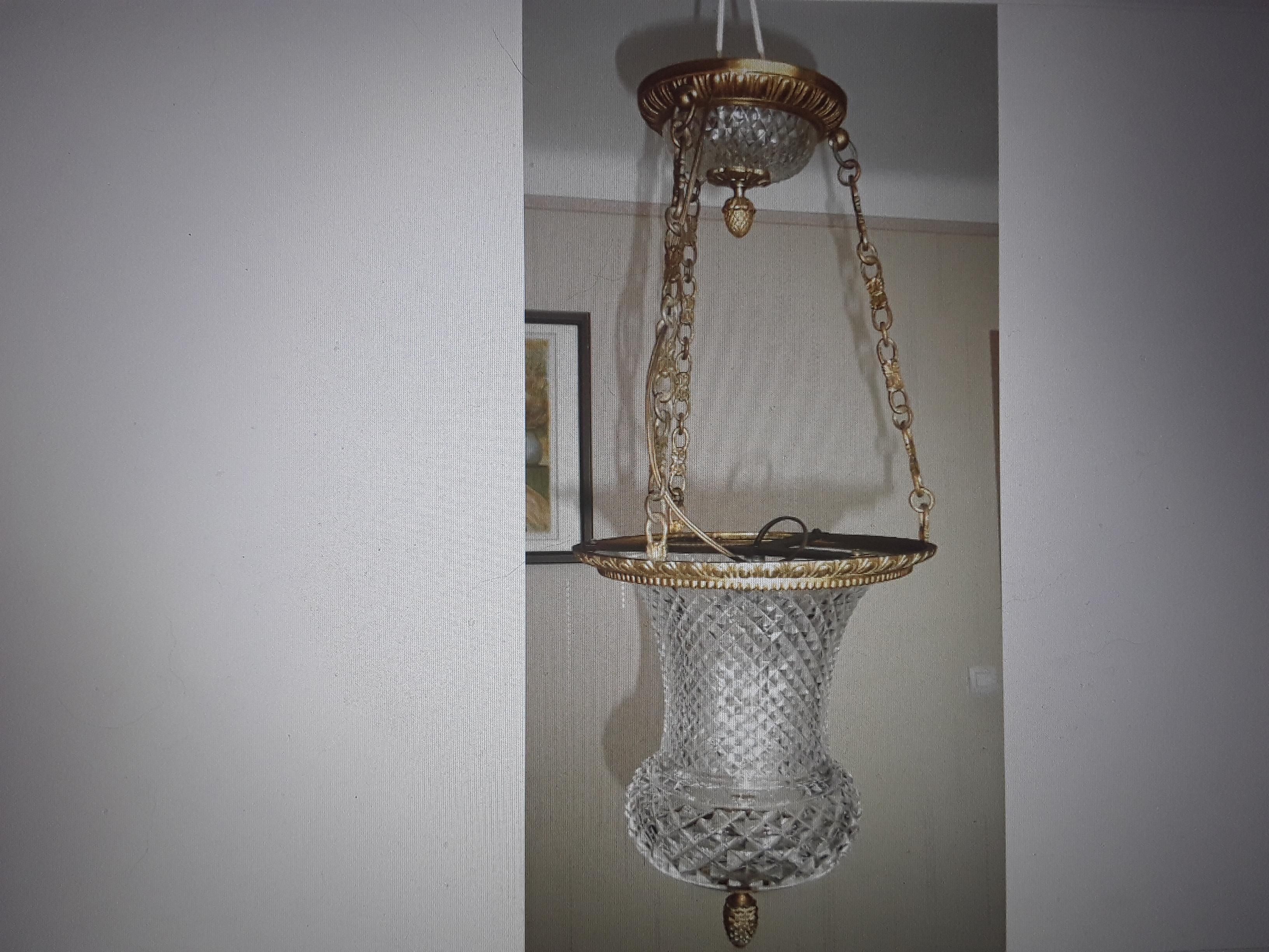 Lanterne de plafond de style Louis XVI du 19e siècle de Baccarat France en cristal taillé et bronze en vente 13