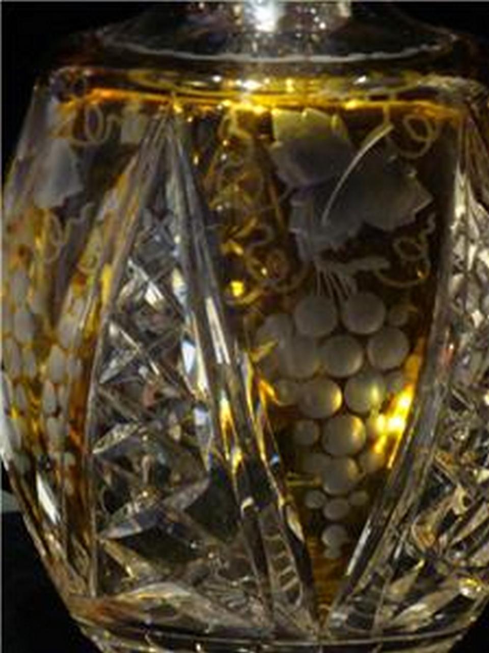 19THC Baccarat Style Heavy Hand Cut Amber Crystal French Etched Glass Decanter In Good Condition For Sale In New York, NY