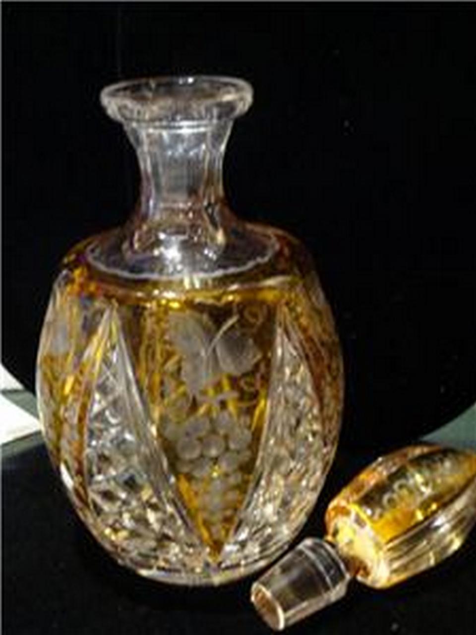 19THC Baccarat Style Heavy Hand Cut Amber Crystal French Etched Glass Decanter For Sale 1