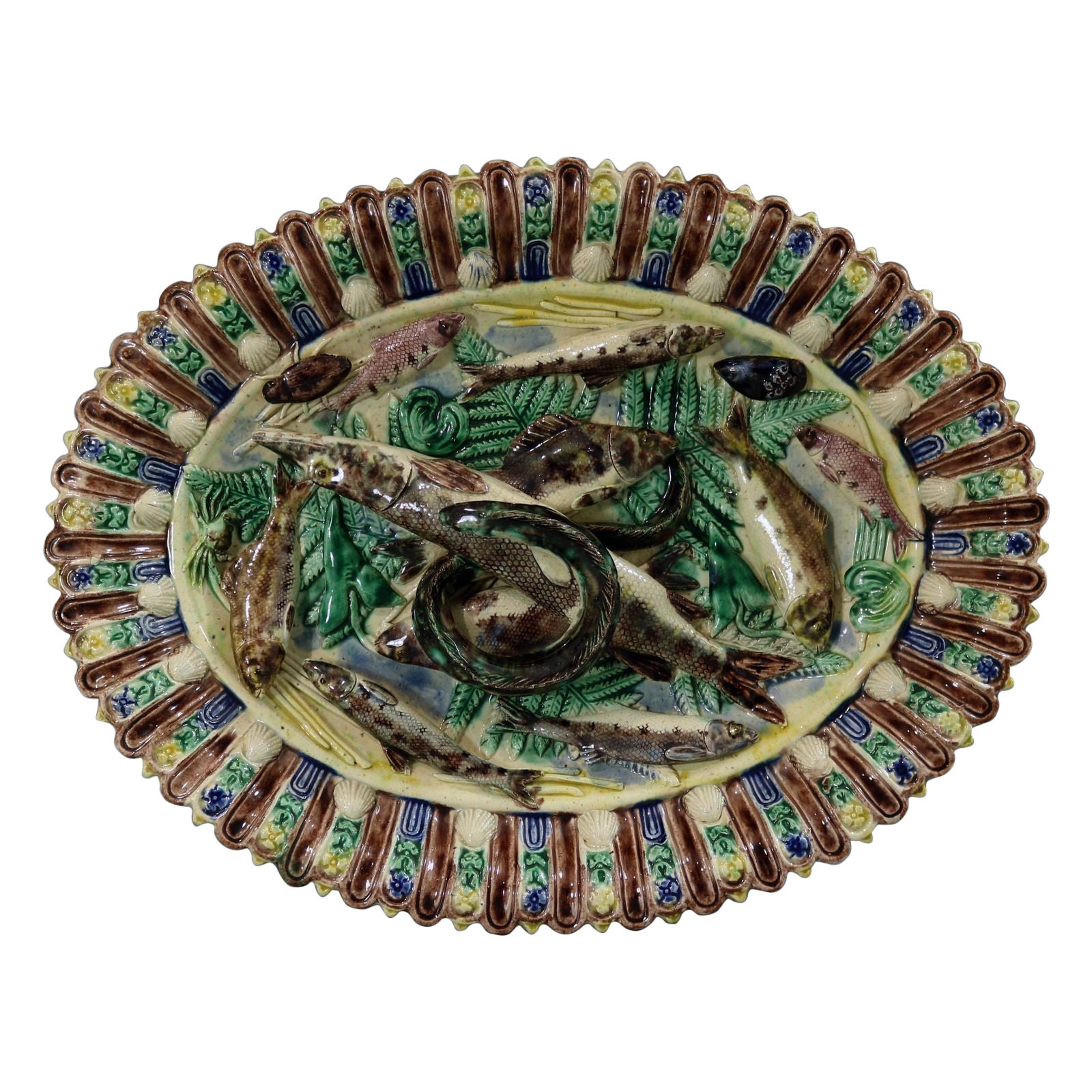 Plat à poisson en majolique Barbizet Palissy du 19e siècle