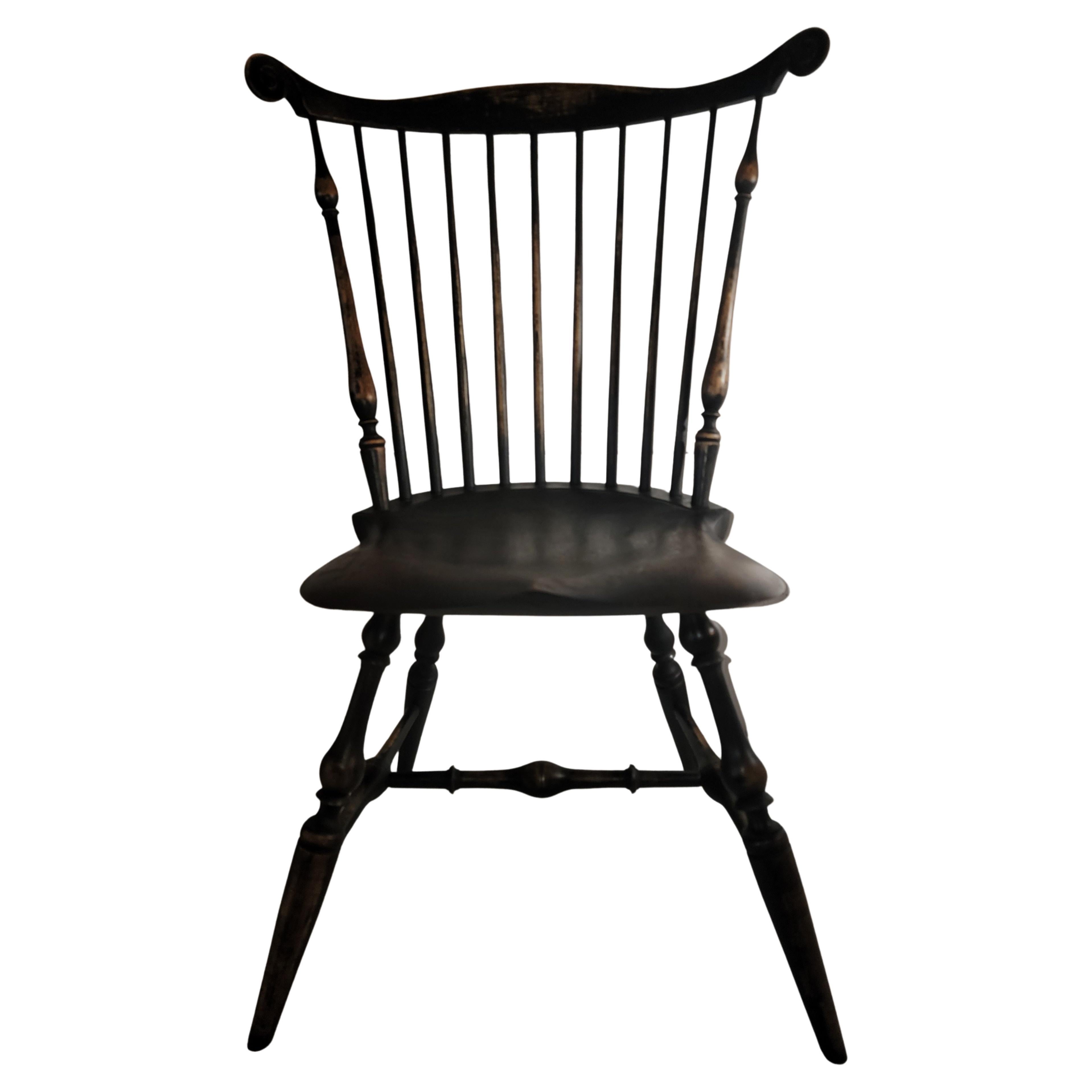 19th Century Black Painted Butterfly Windsor Chairs In Good Condition In Los Angeles, CA