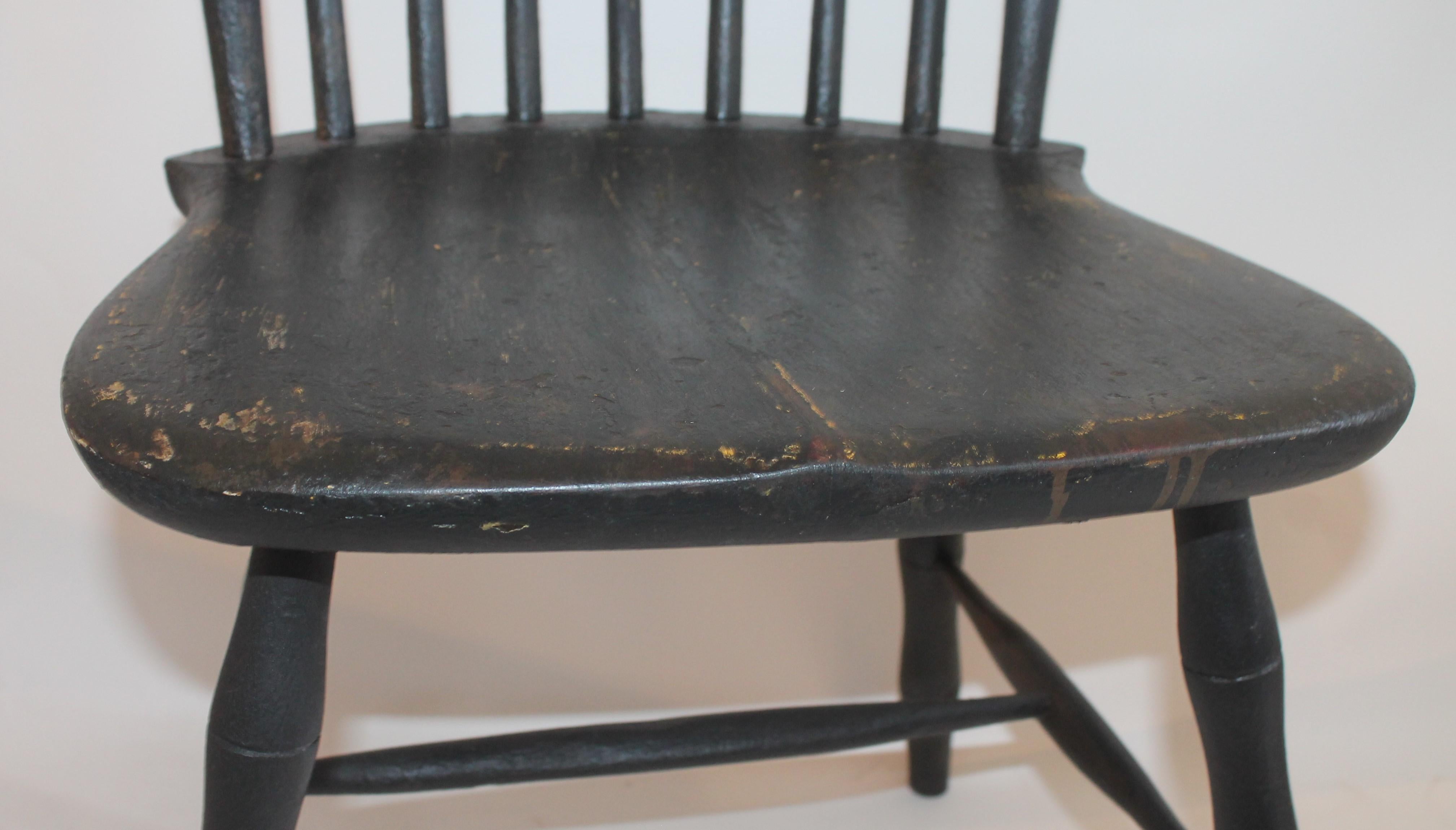 American 19th Century Pair of Black Painted Windsor Chairs